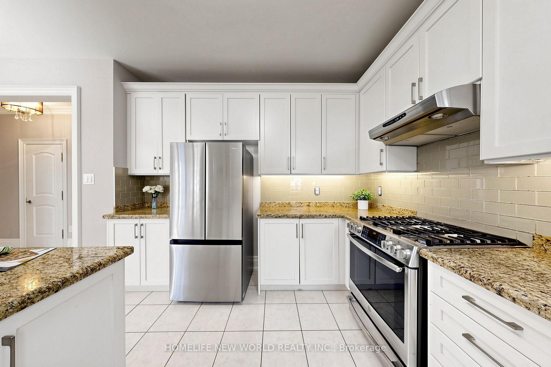 Photo 12 of 32 Casa Nova Drive, Vaughan, Vellore Village — HOMEH