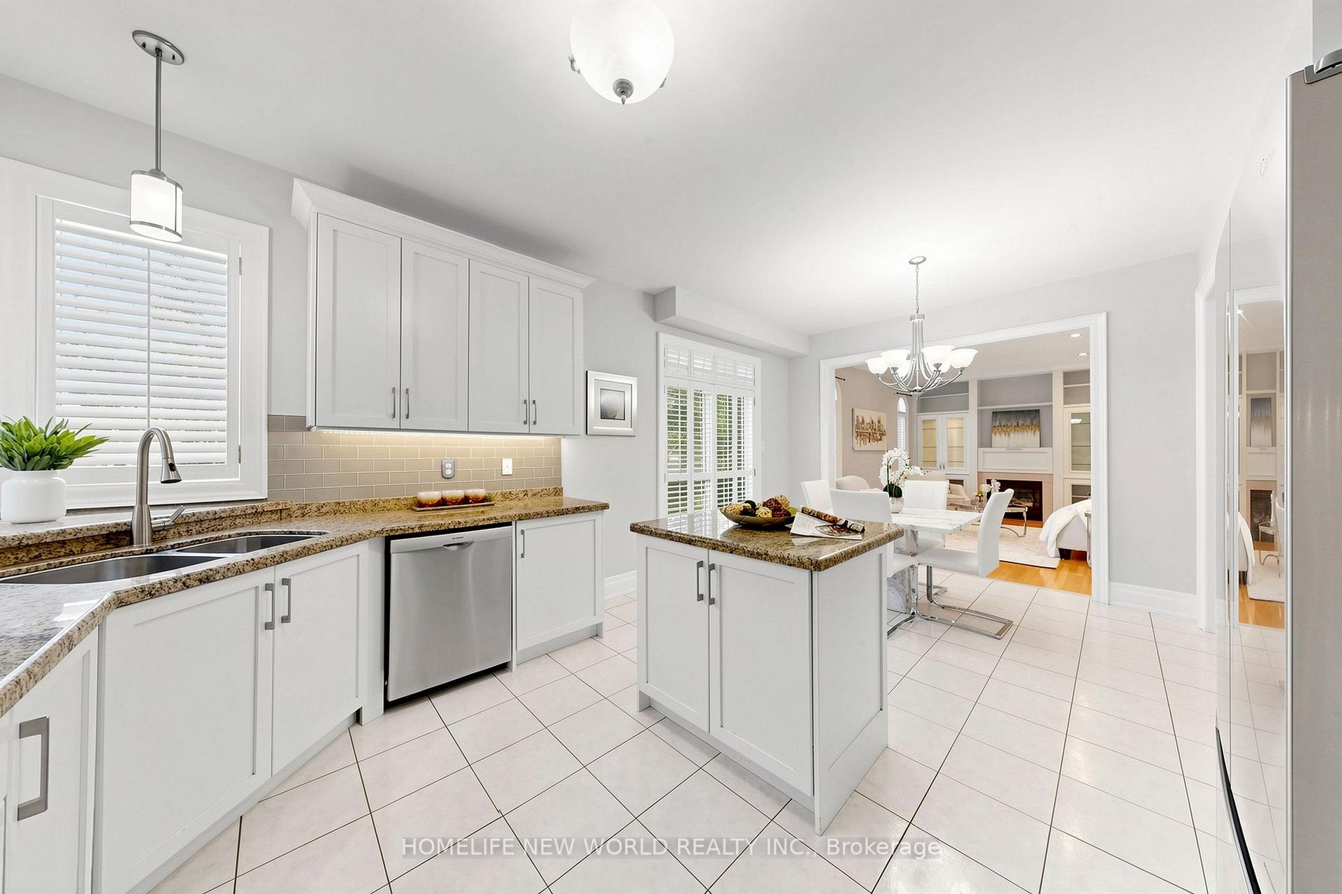 Photo 14 of 32 Casa Nova Drive, Vaughan, Vellore Village — HOMEH