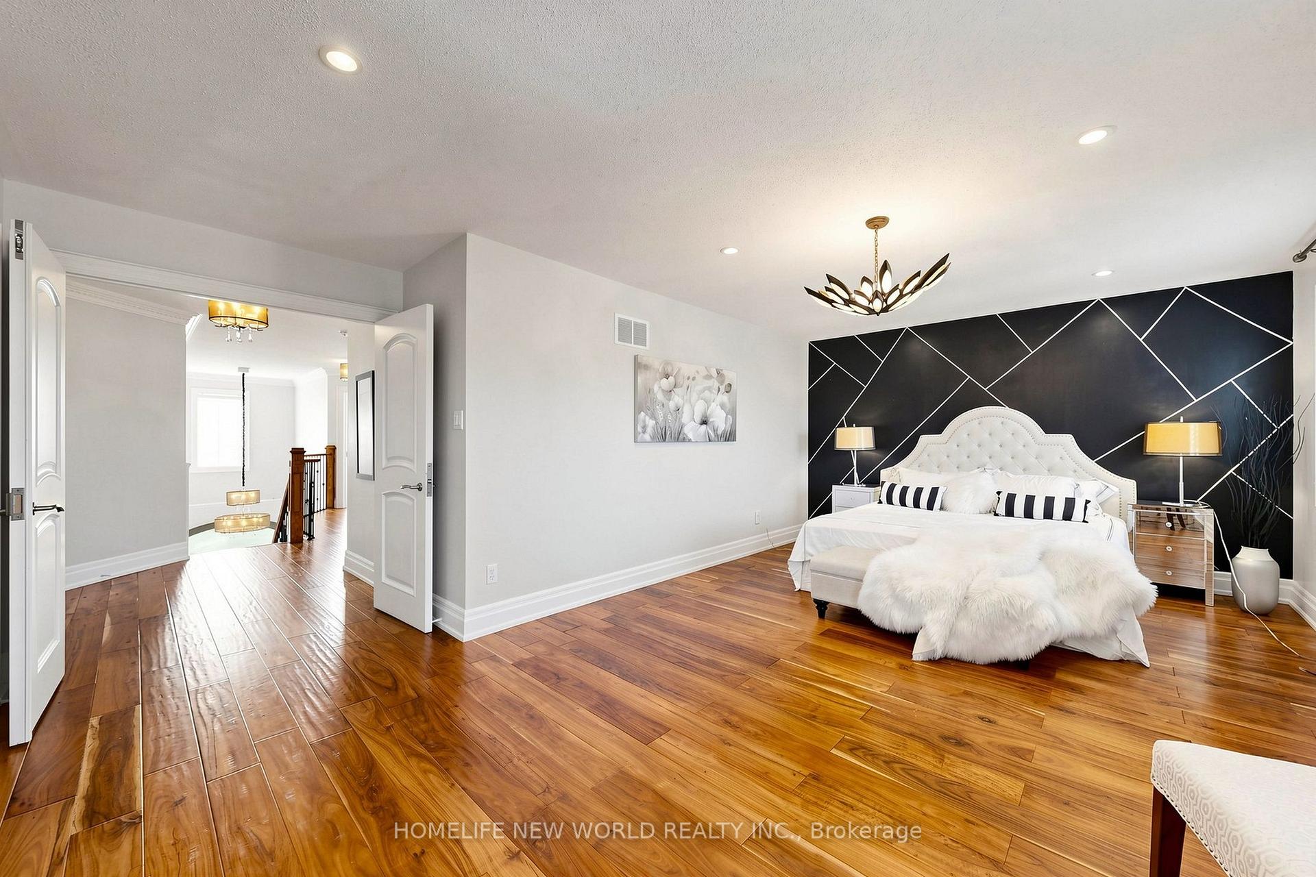 Photo 24 of 32 Casa Nova Drive, Vaughan, Vellore Village — HOMEH