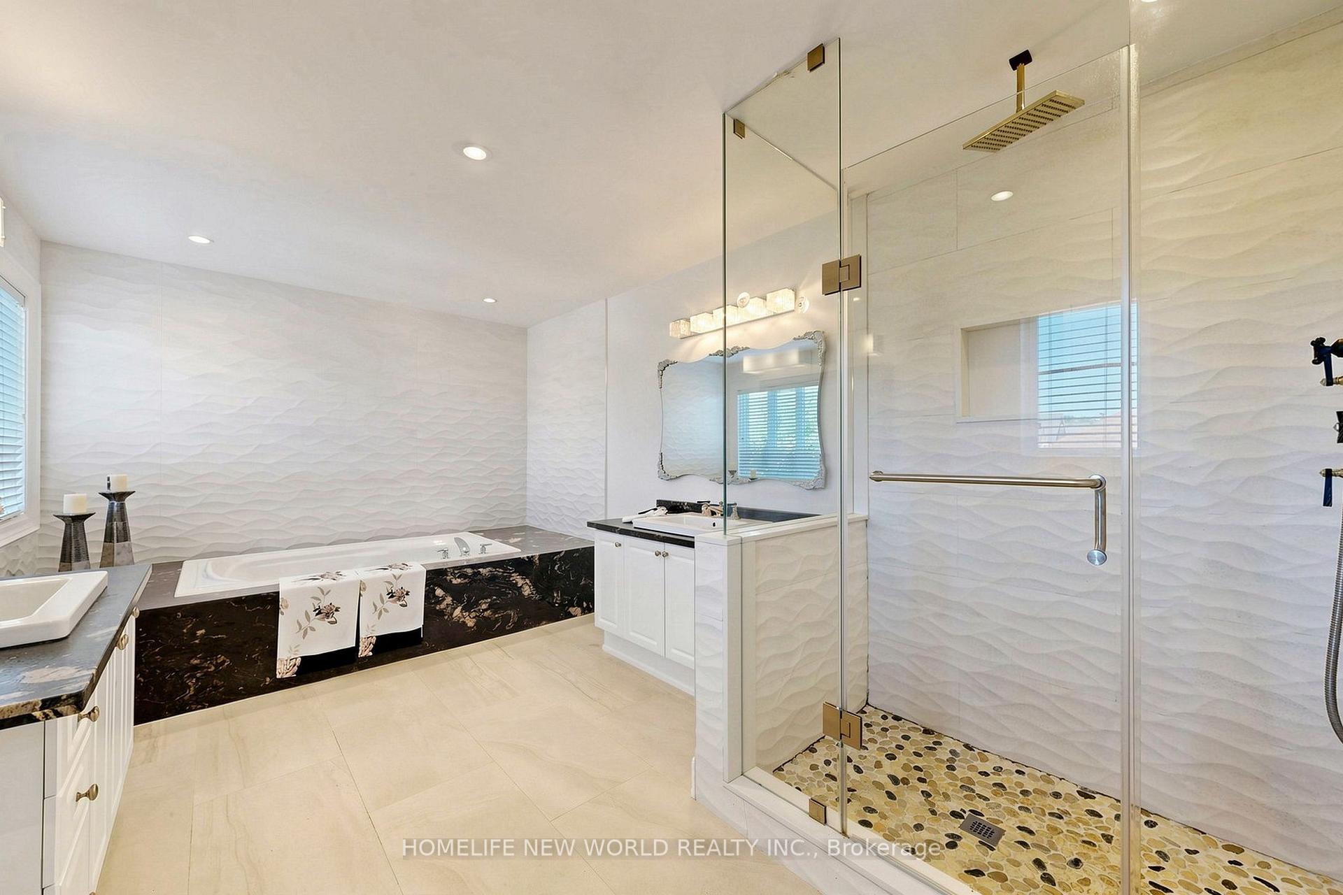 Photo 28 of 32 Casa Nova Drive, Vaughan, Vellore Village — HOMEH