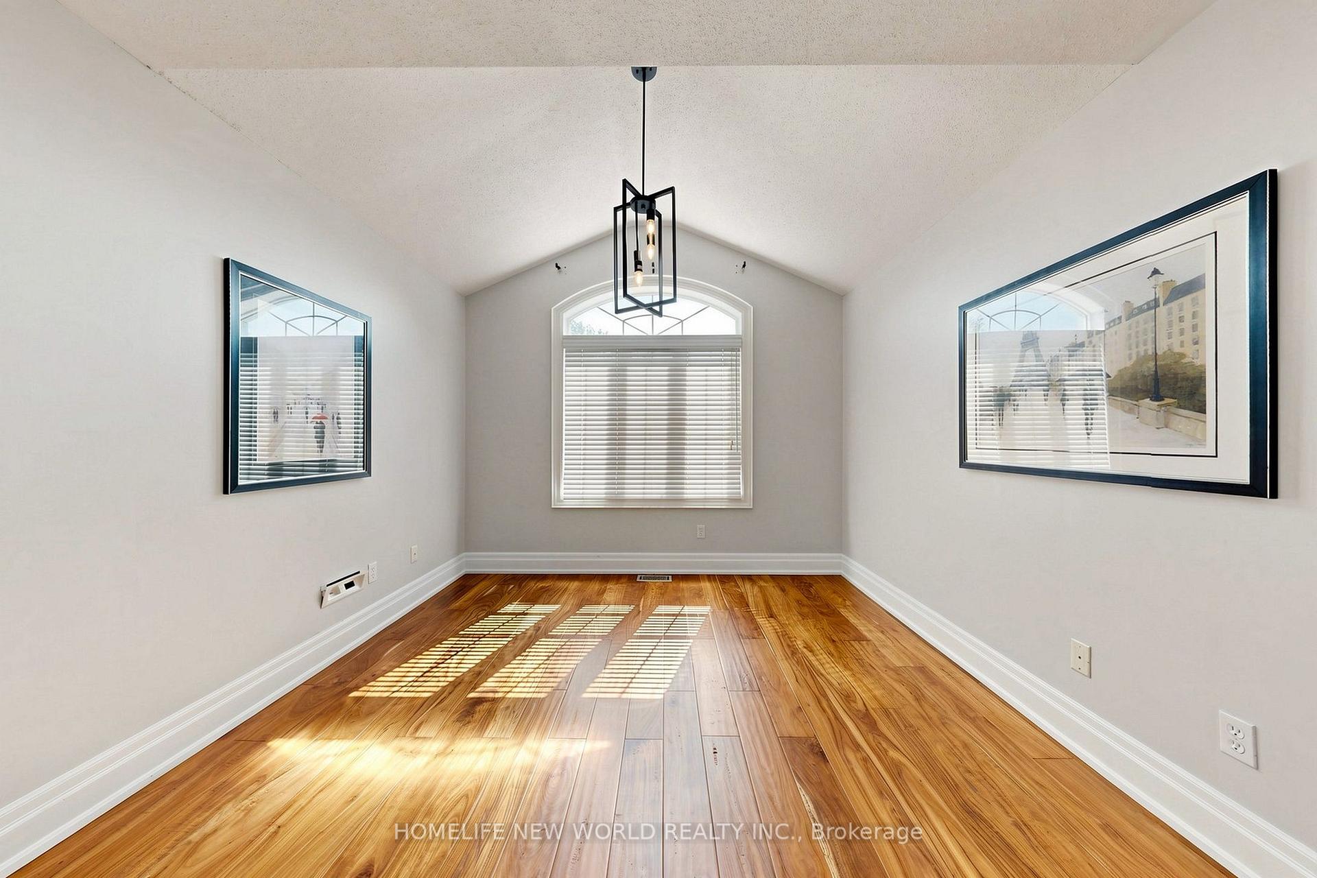 Photo 35 of 32 Casa Nova Drive, Vaughan, Vellore Village — HOMEH