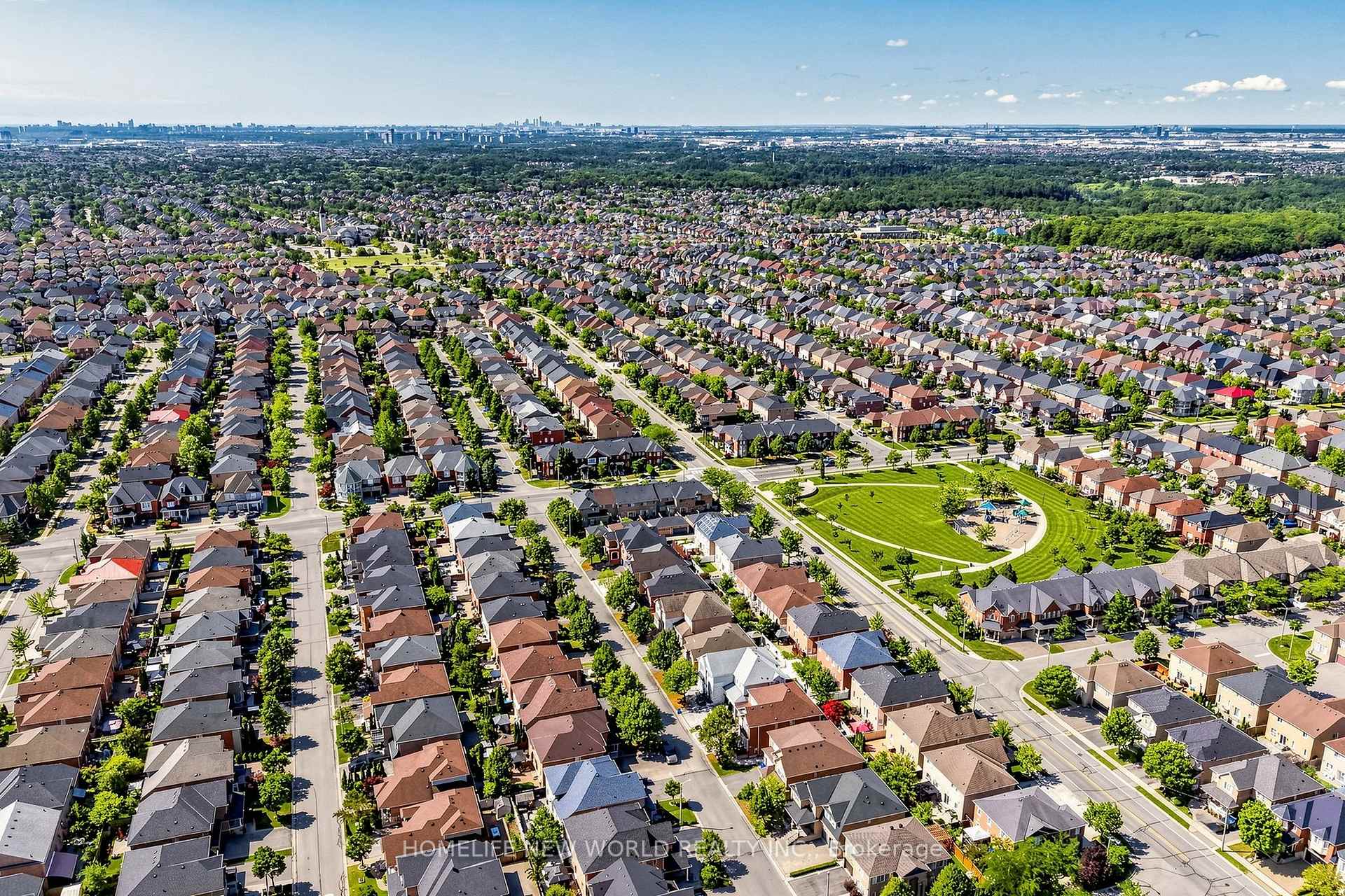Photo 49 of 32 Casa Nova Drive, Vaughan, Vellore Village — HOMEH