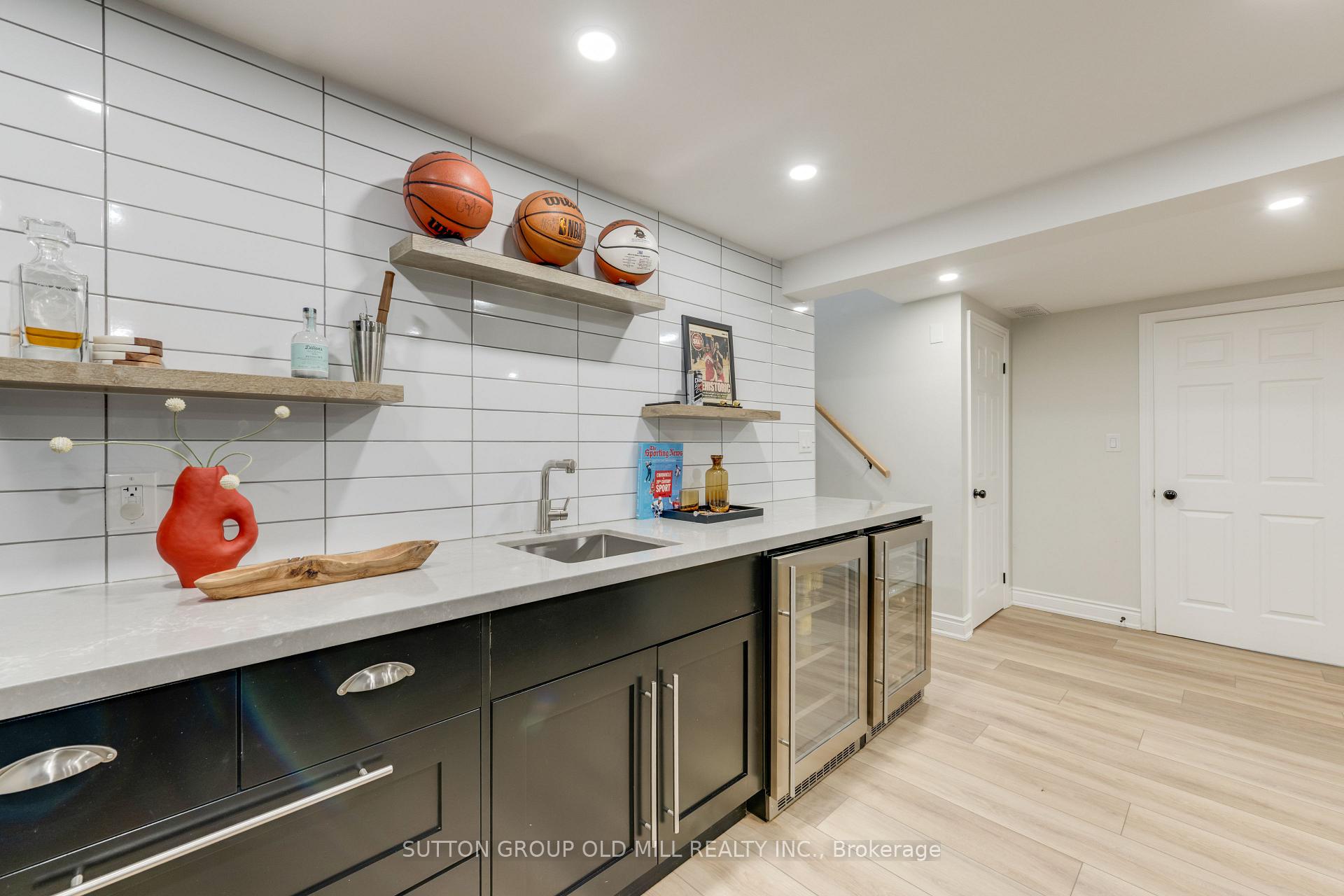 Photo 26 of 85 Bonnyview Drive, Etobicoke, Stonegate-Queensway — HOMEH