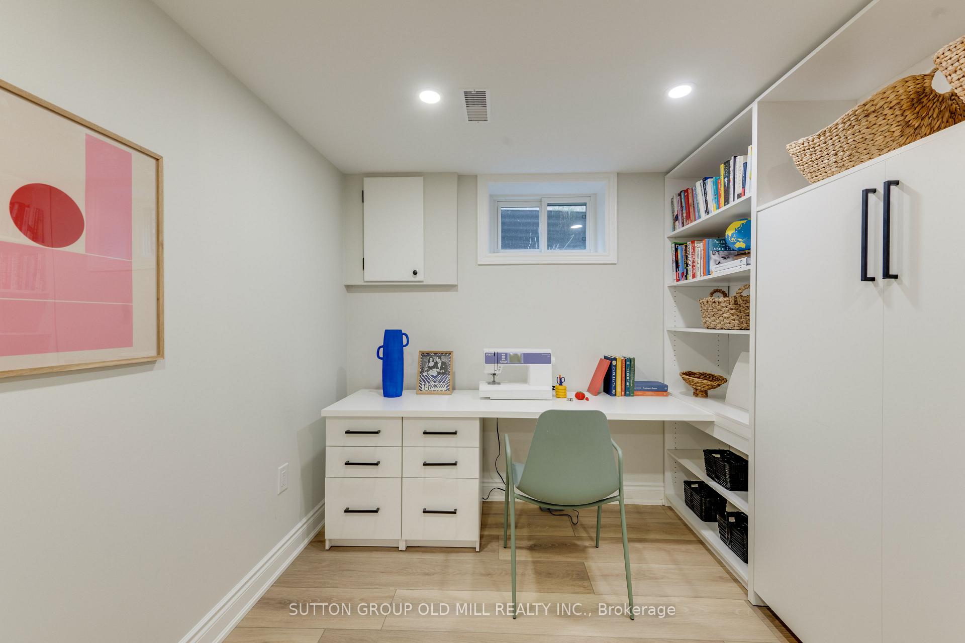 Photo 29 of 85 Bonnyview Drive, Etobicoke, Stonegate-Queensway — HOMEH