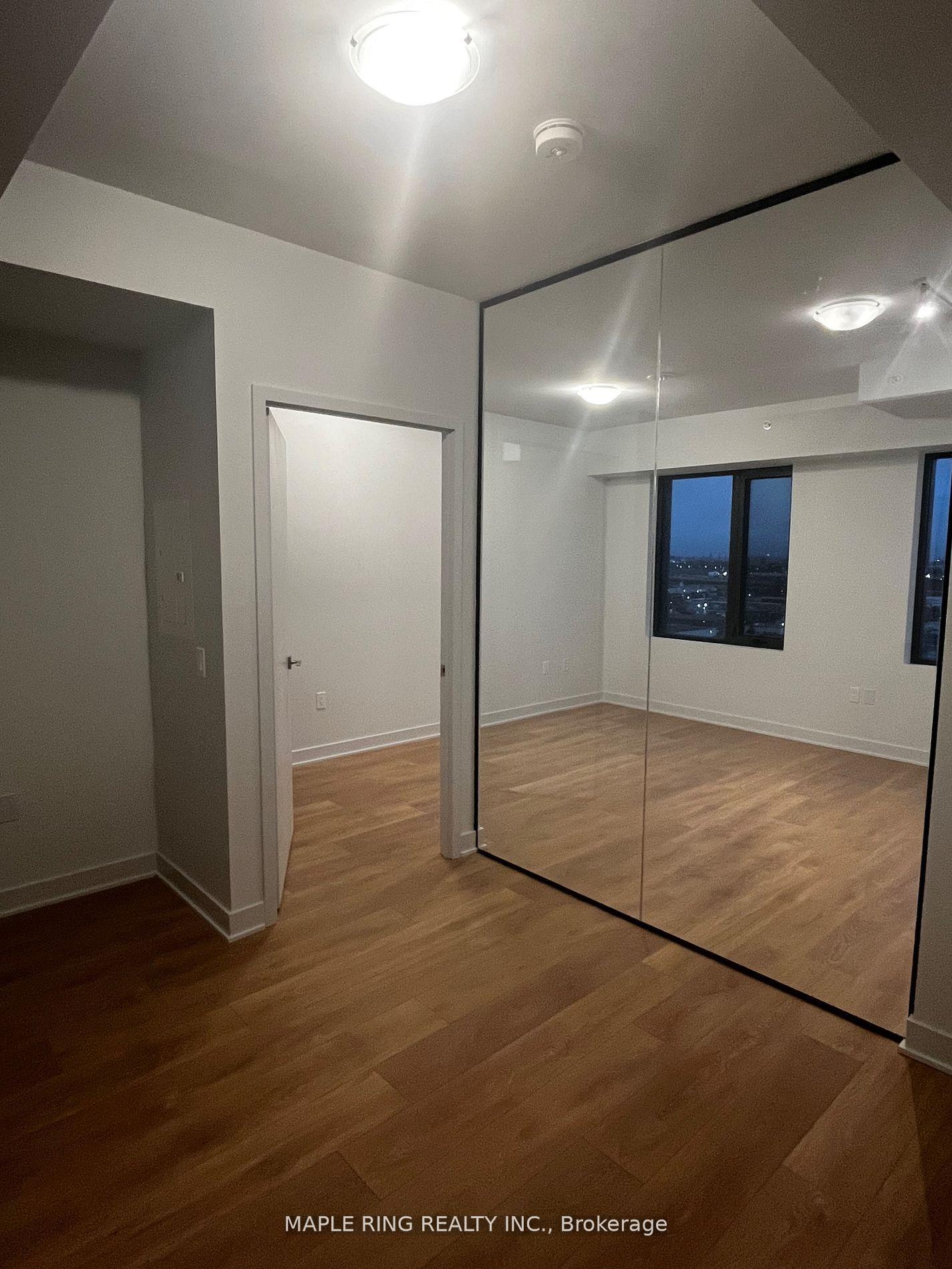 Photo 4 of Unit 1308, 2920 Highway 7 Road, Vaughan, Concord — HOMEH