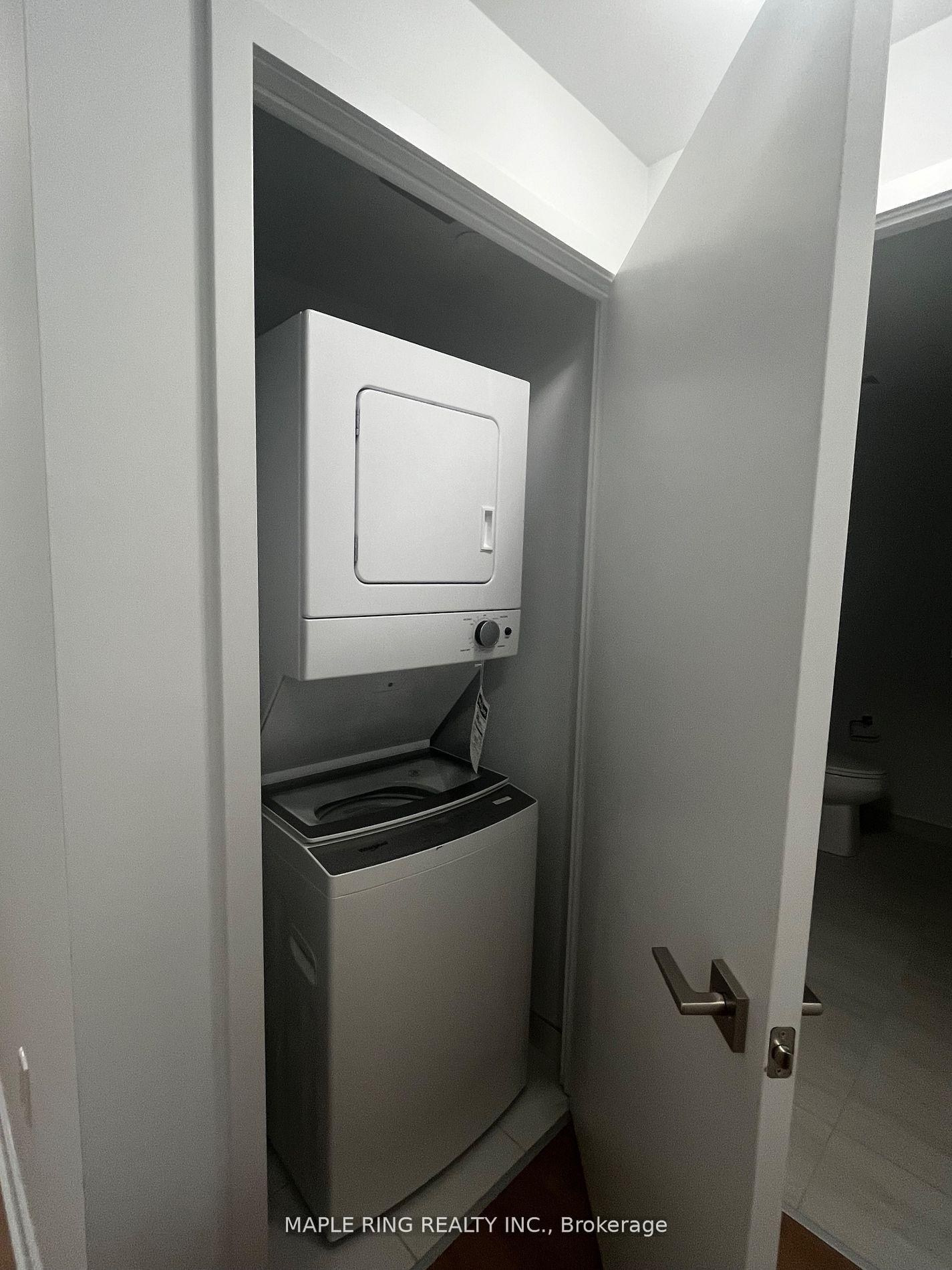 Photo 6 of Unit 1308, 2920 Highway 7 Road, Vaughan, Concord — HOMEH