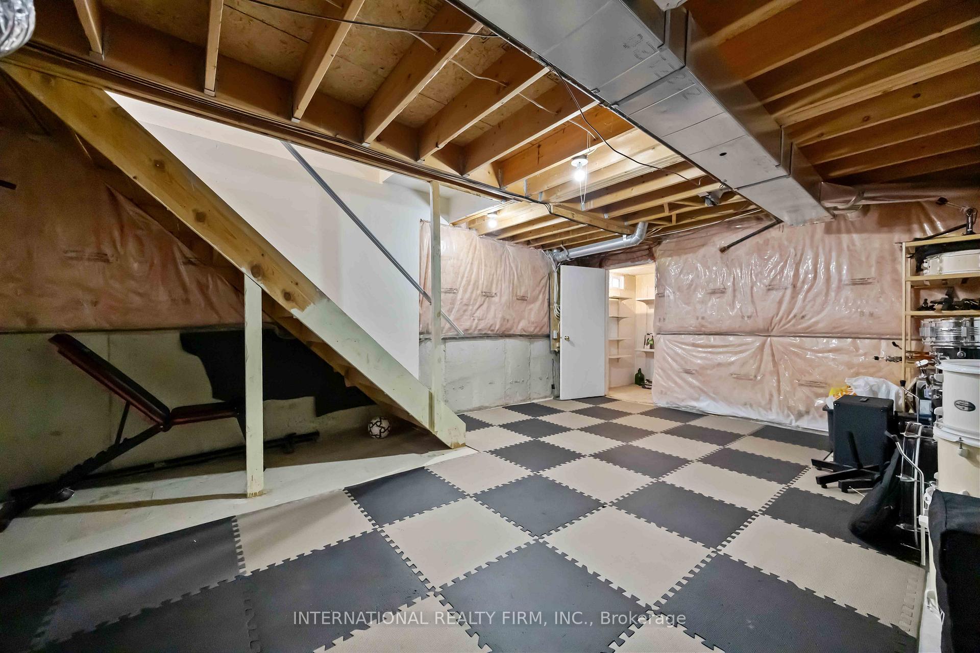 Photo 30 of 340 Flagstone Way, Newmarket, Woodland Hill — HOMEH