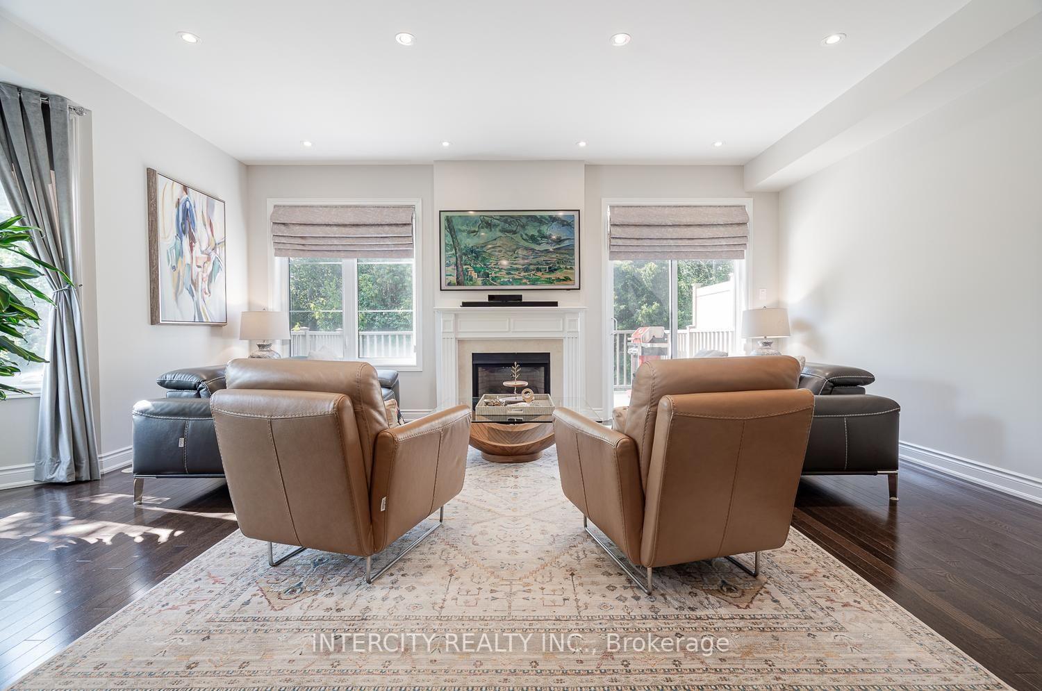 Photo 5 of Unit 116, 1331 Major Mackenzie Drive W, Vaughan, Patterson — HOMEH