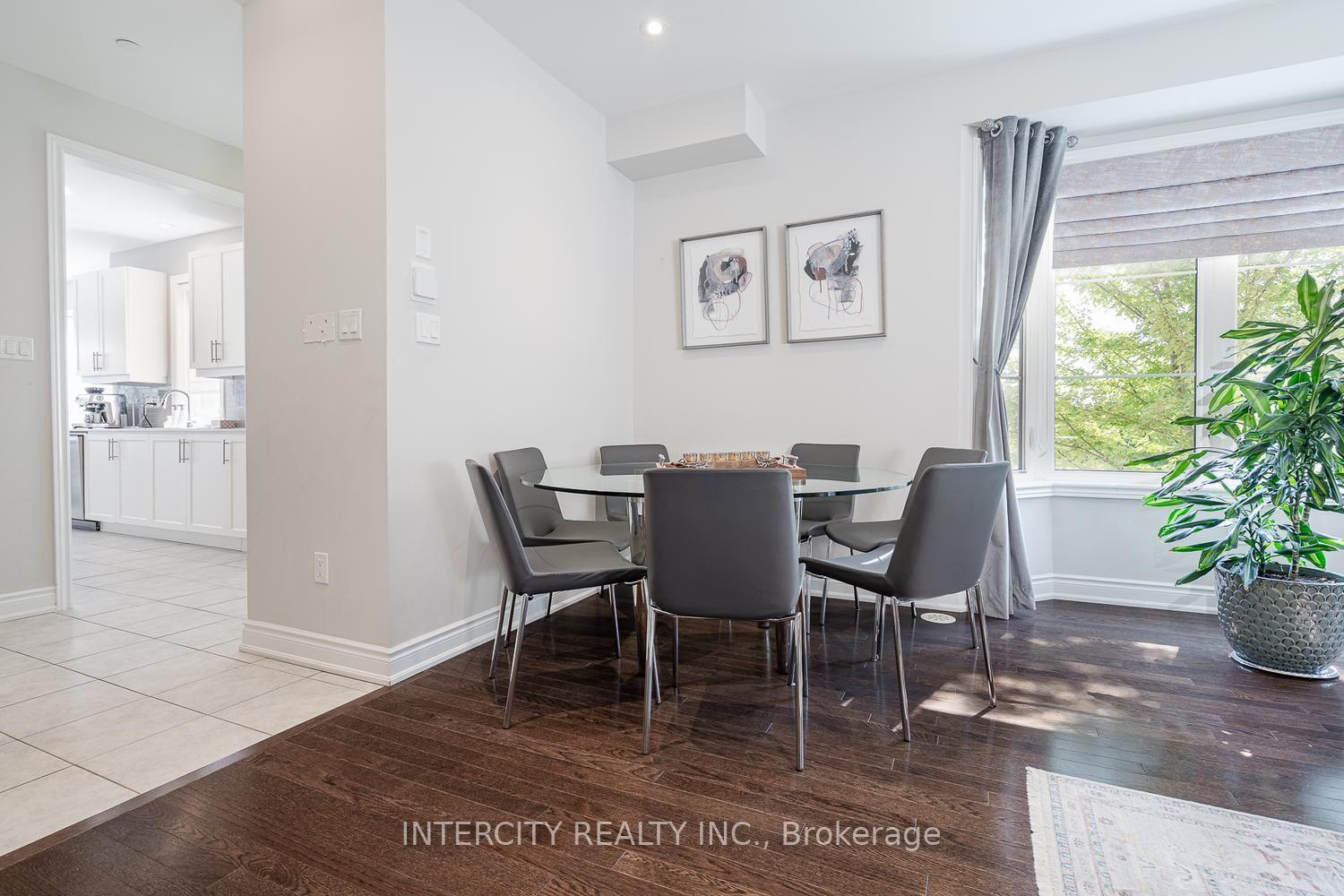 Photo 6 of Unit 116, 1331 Major Mackenzie Drive W, Vaughan, Patterson — HOMEH