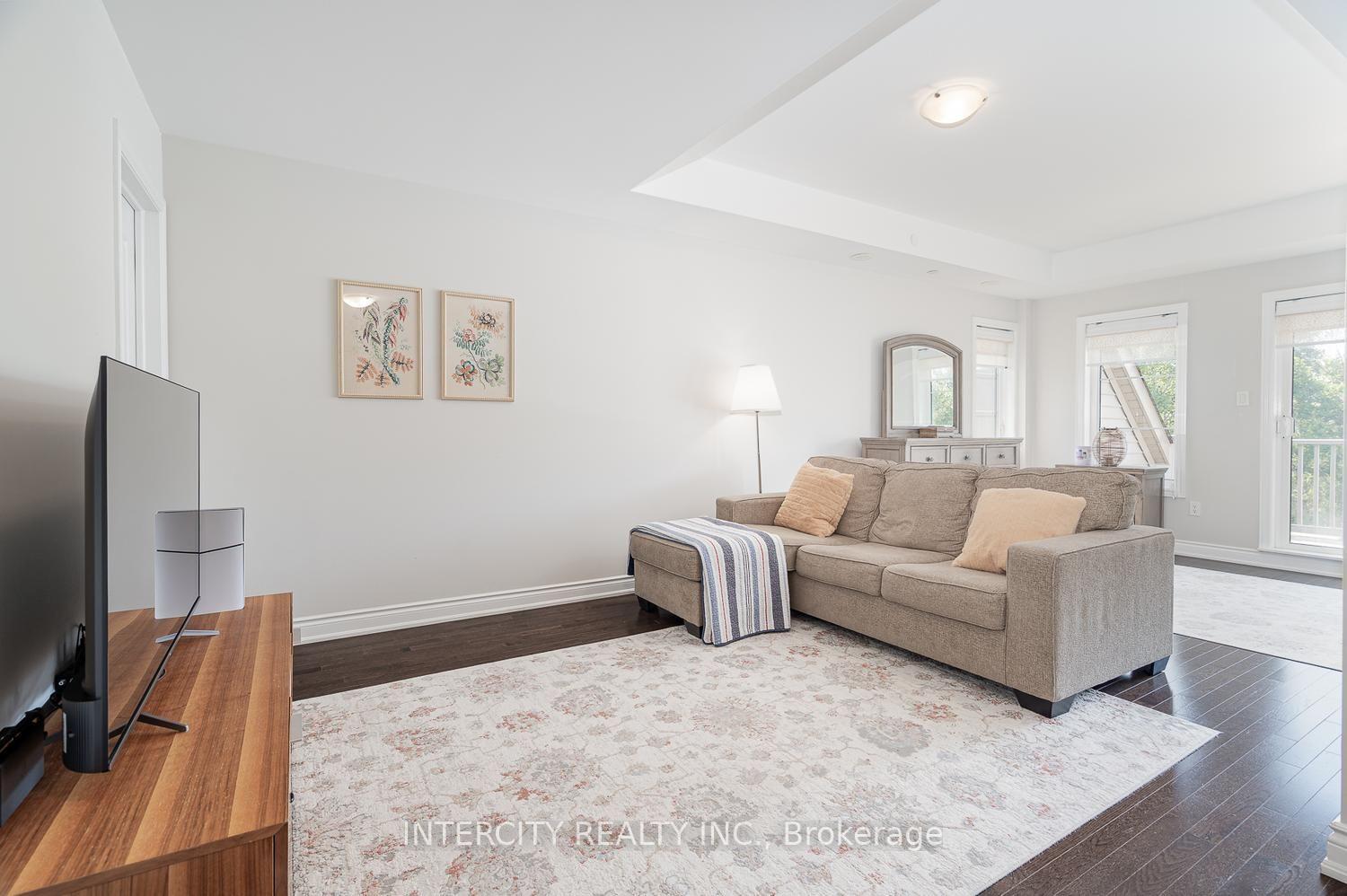 Photo 33 of Unit 116, 1331 Major Mackenzie Drive W, Vaughan, Patterson — HOMEH