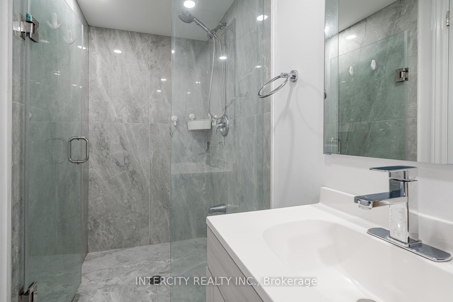 Photo 44 of Unit 116, 1331 Major Mackenzie Drive W, Vaughan, Patterson — HOMEH