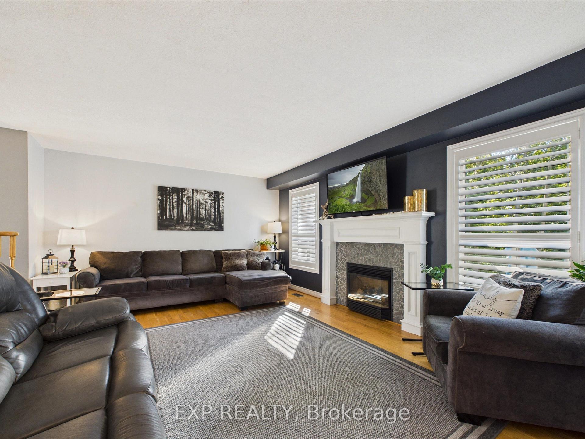 Photo 7 of 23 Mckenzie Crescent, Barrie, Ardagh — HOMEH