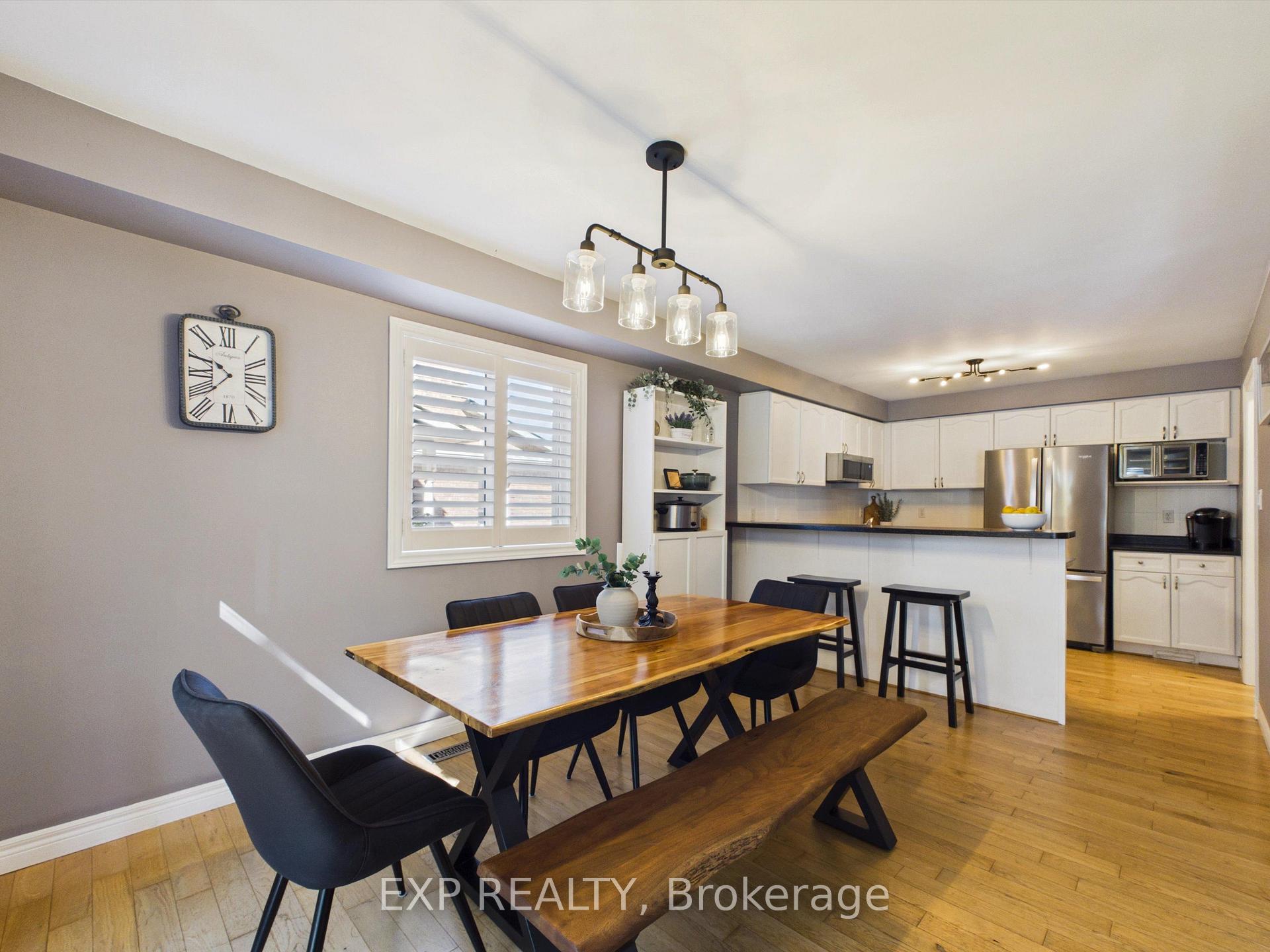 Photo 9 of 23 Mckenzie Crescent, Barrie, Ardagh — HOMEH