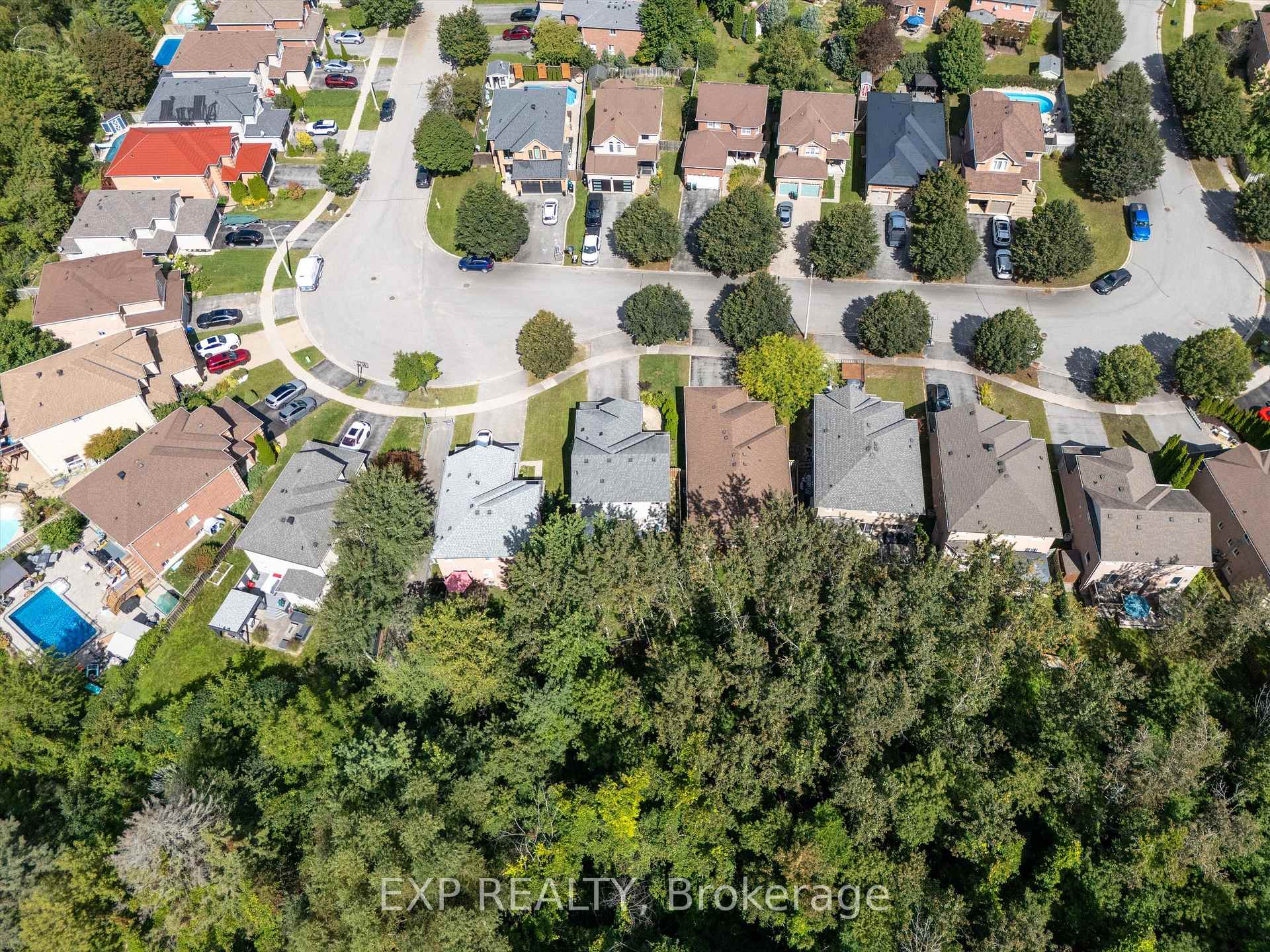 Photo 42 of 23 Mckenzie Crescent, Barrie, Ardagh — HOMEH