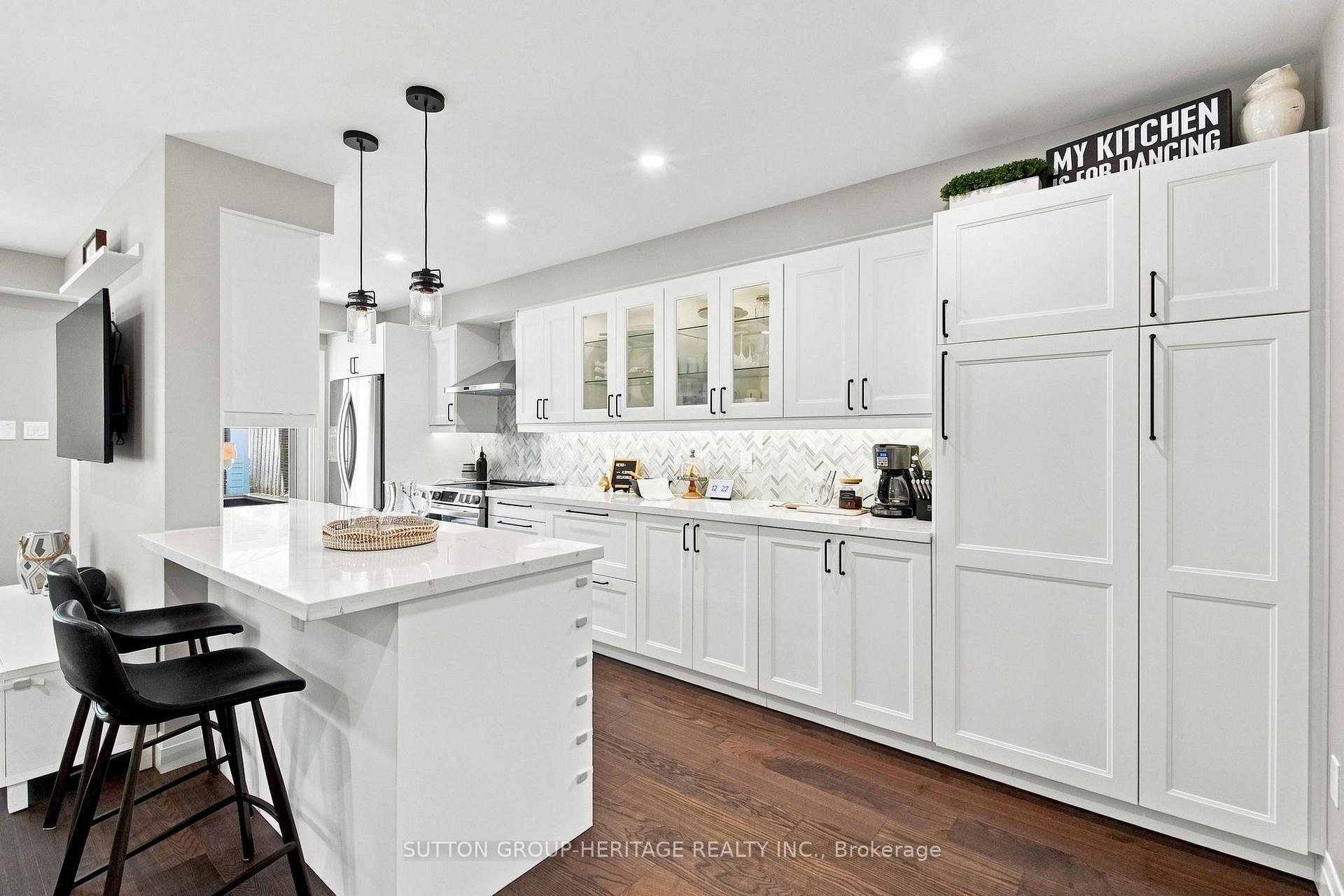Photo 6 of 1517 Fieldgate Drive, Oshawa, Samac — HOMEH