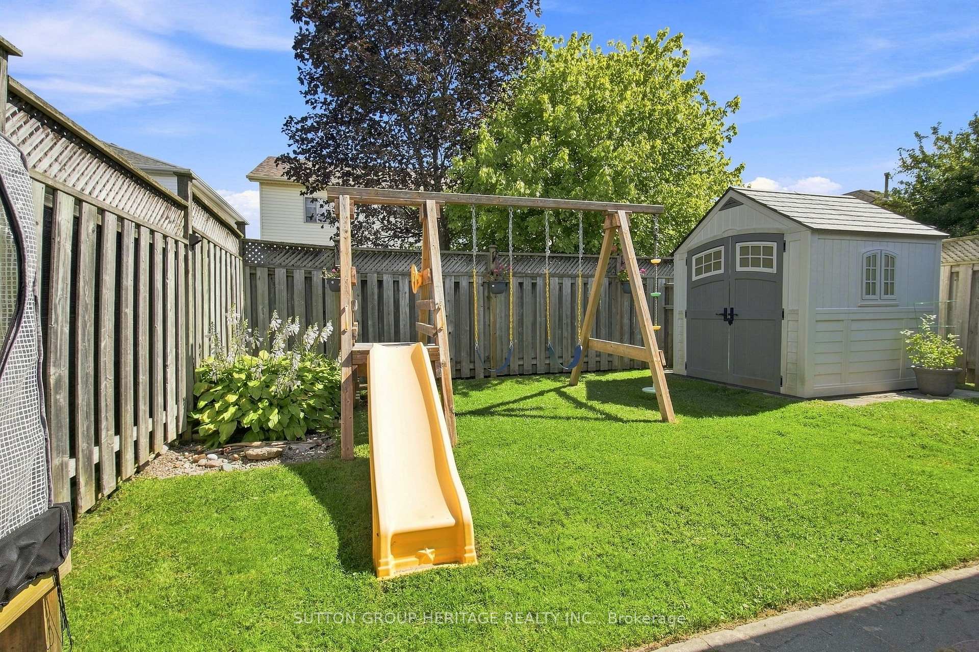 Photo 30 of 1517 Fieldgate Drive, Oshawa, Samac — HOMEH