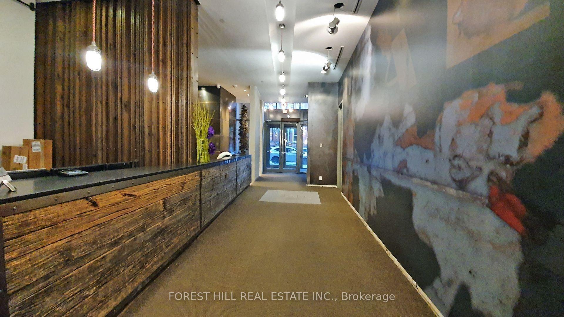 Photo 4 of Unit 909, 5 St Joseph Street, Toronto, Bay Street Corridor — HOMEH