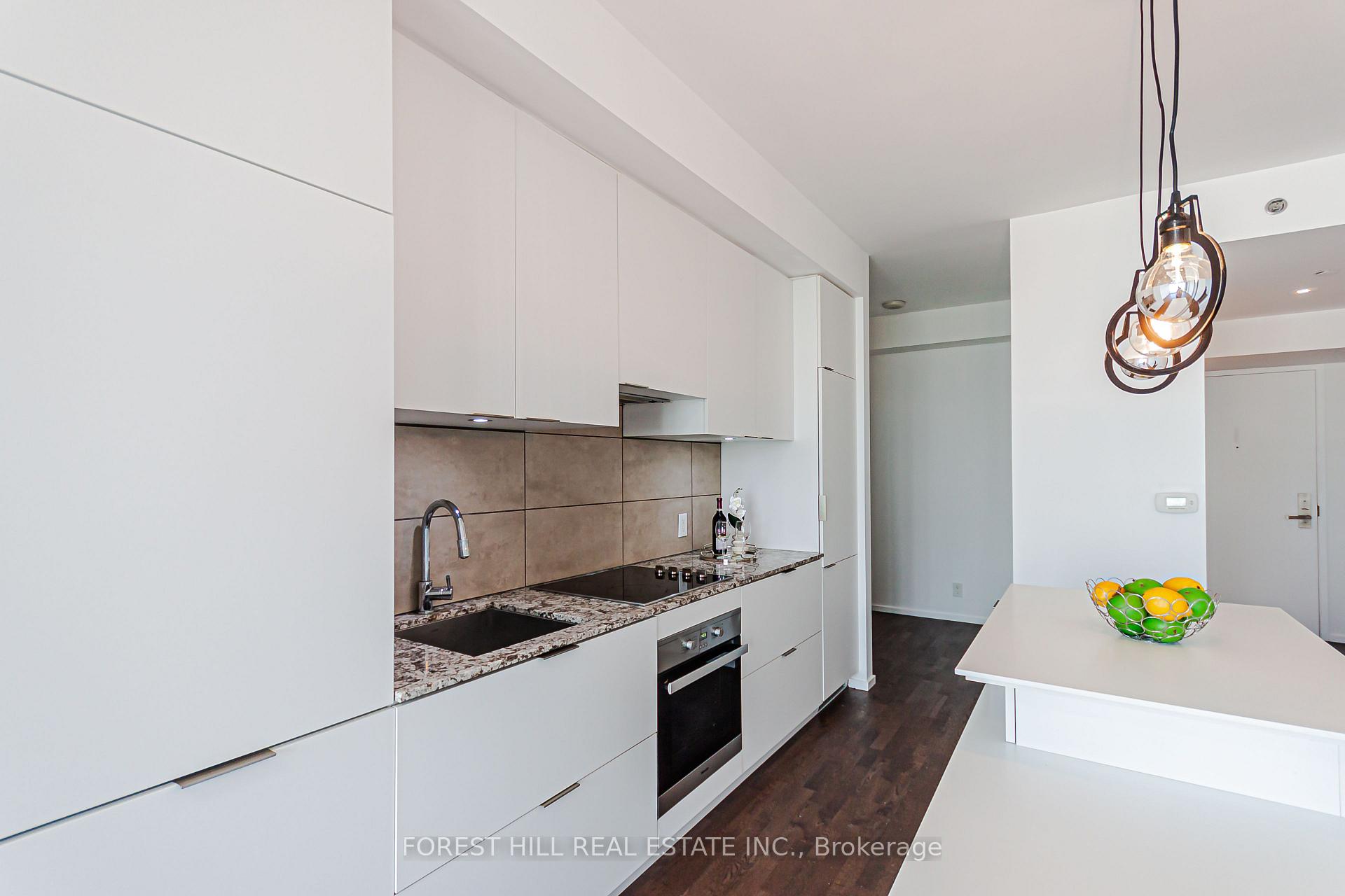 Photo 11 of Unit 909, 5 St Joseph Street, Toronto, Bay Street Corridor — HOMEH