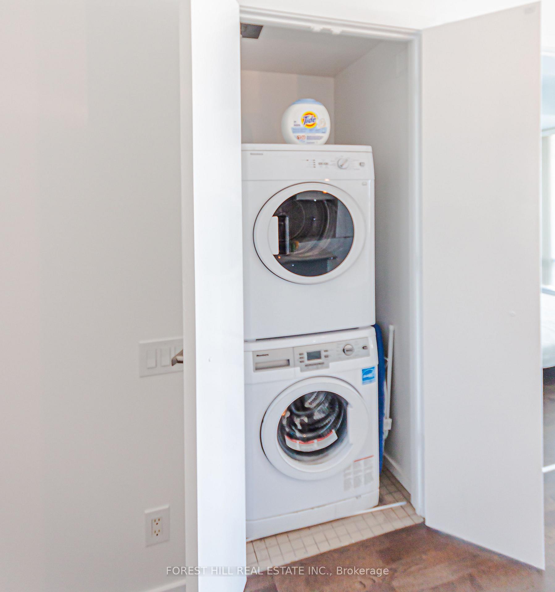 Photo 18 of Unit 909, 5 St Joseph Street, Toronto, Bay Street Corridor — HOMEH
