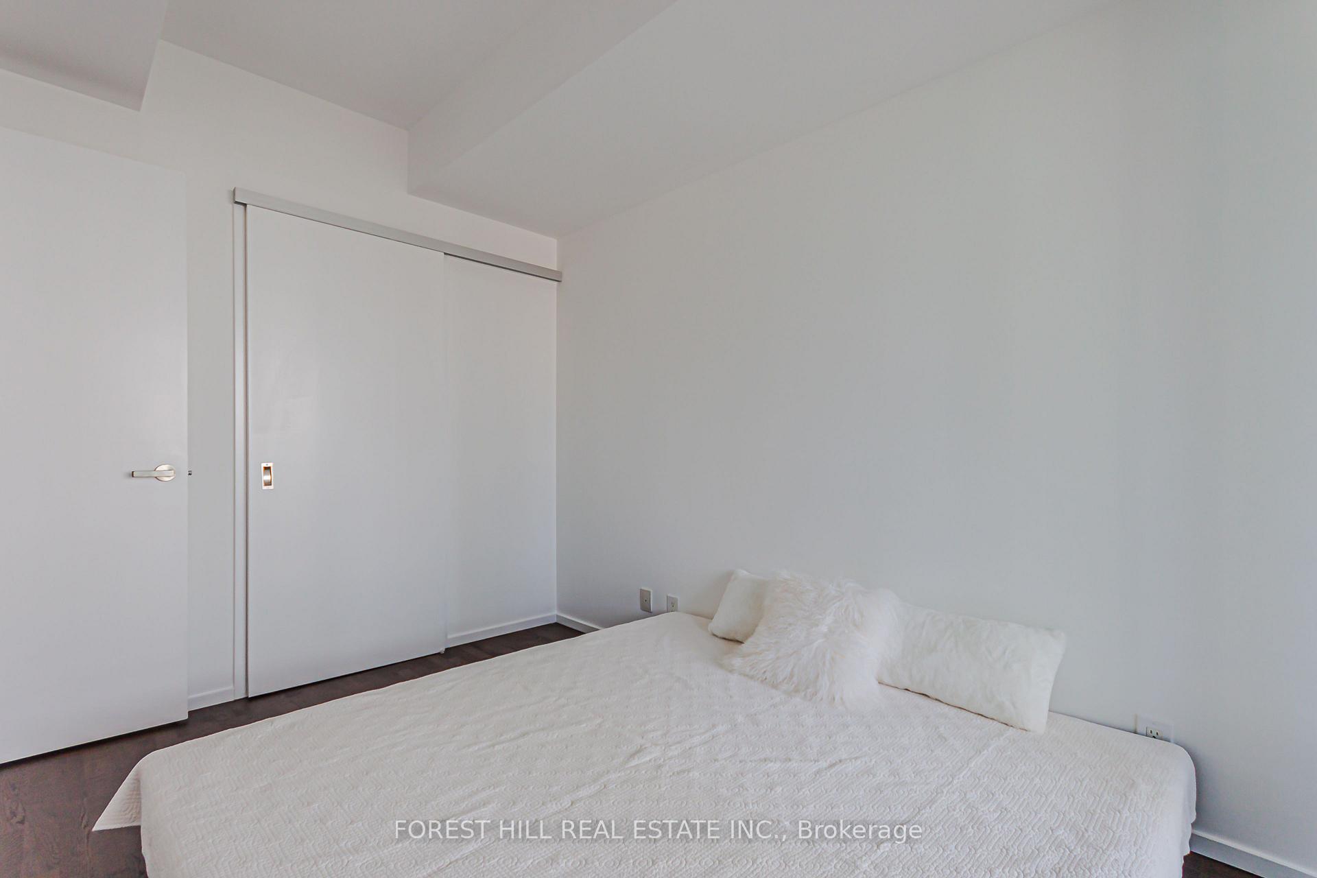 Photo 22 of Unit 909, 5 St Joseph Street, Toronto, Bay Street Corridor — HOMEH