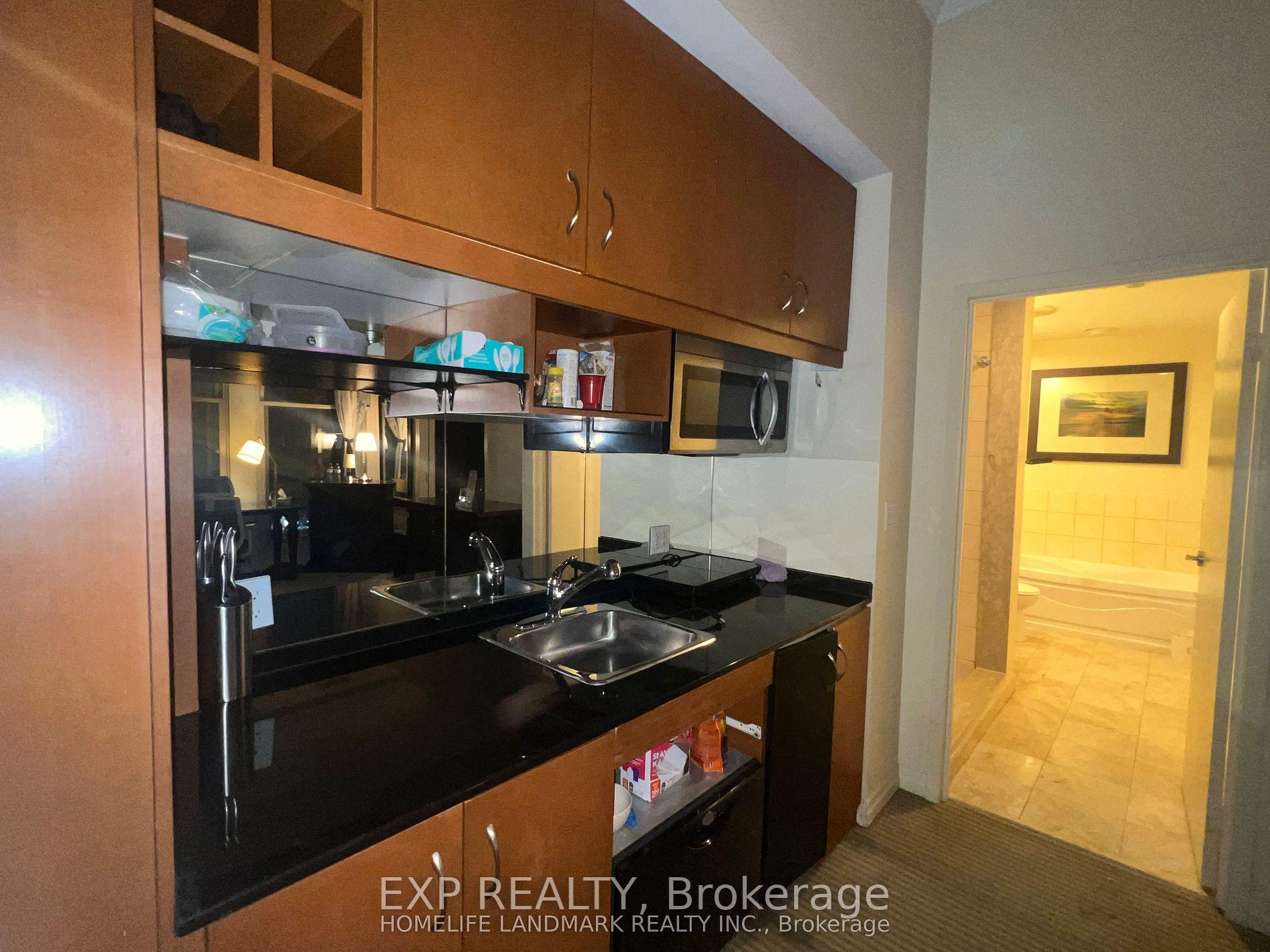 Photo 9 of Unit 507, 1 King Street W, Toronto, Bay Street Corridor — HOMEH