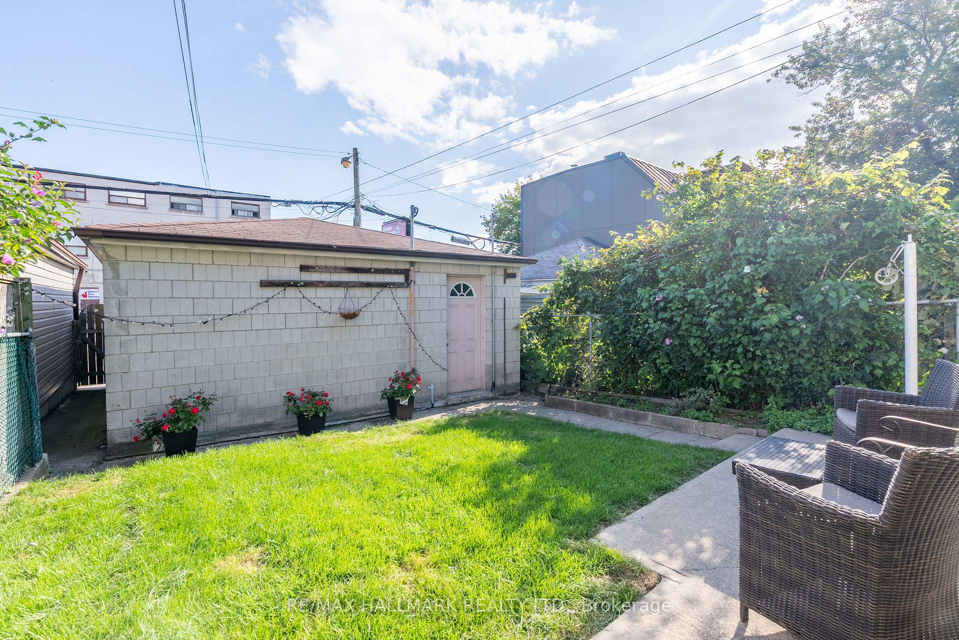 Photo 22 of 397 Strathmore Boulevard, Toronto, Danforth — HOMEH