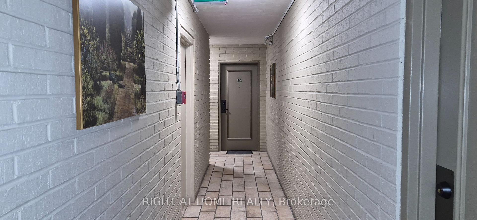Photo 7 of Unit 26, 2373 King Street E, Hamilton, Glenview — HOMEH