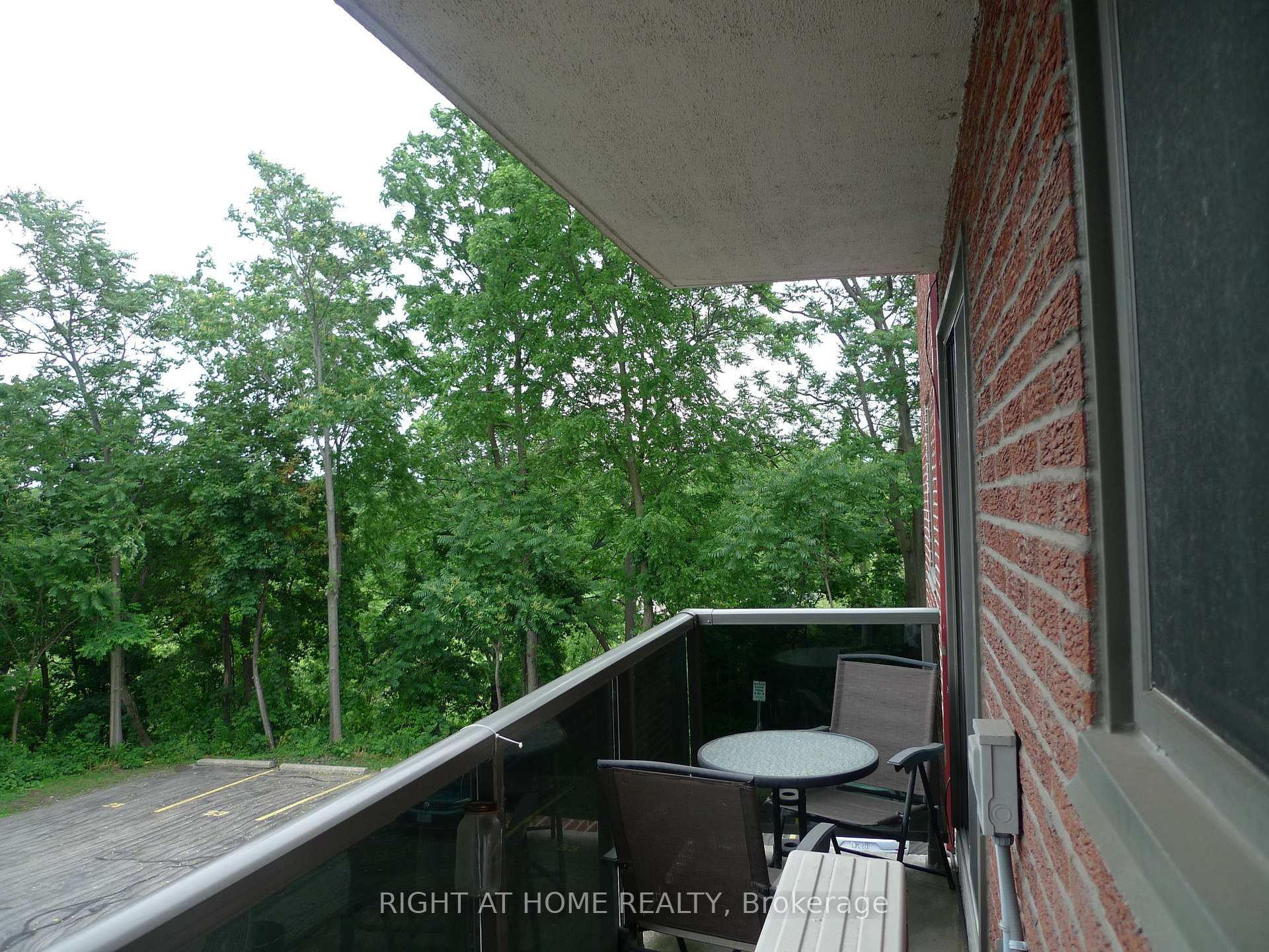 Photo 16 of Unit 26, 2373 King Street E, Hamilton, Glenview — HOMEH