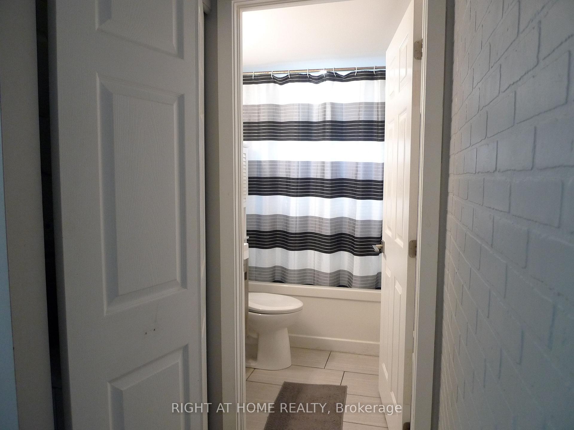 Photo 25 of Unit 26, 2373 King Street E, Hamilton, Glenview — HOMEH