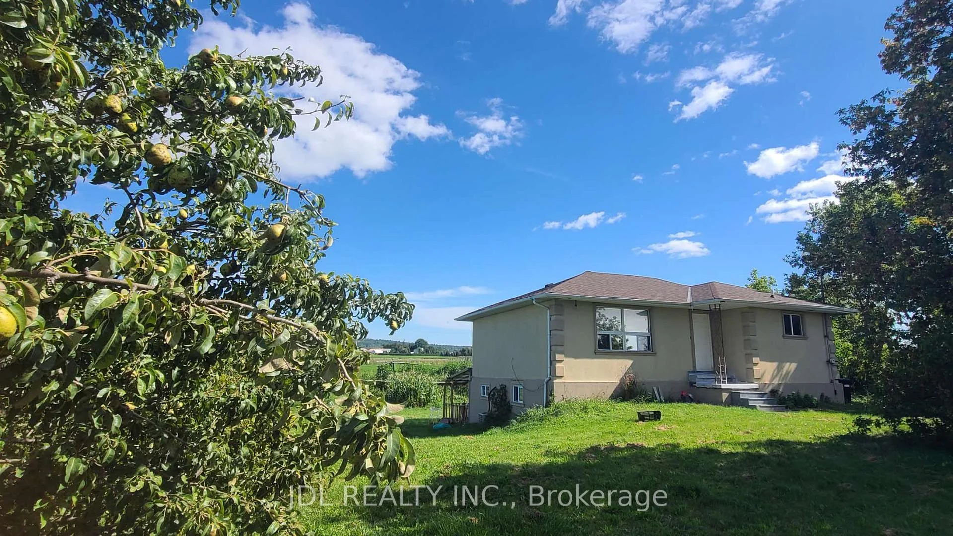 Photo of 2411 Canal Road