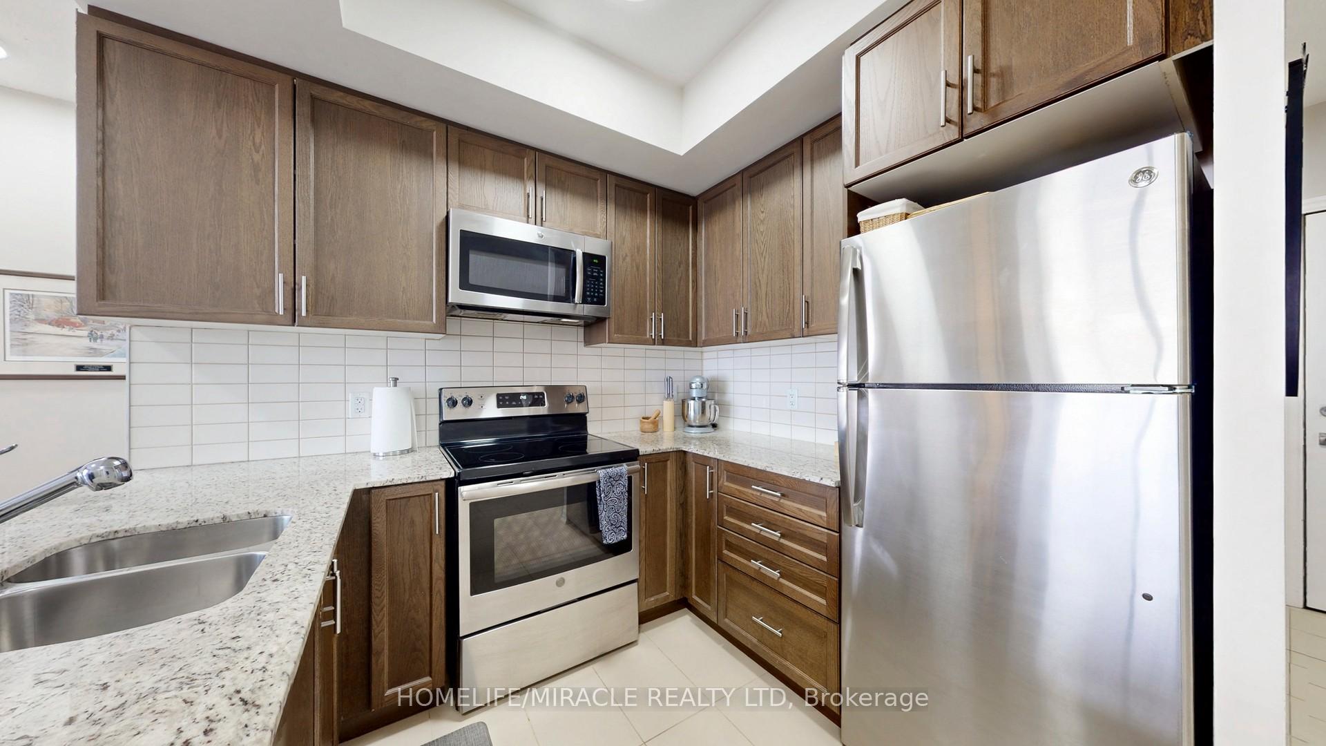 Photo 8 of Unit 607, 560 North service Road, Grimsby, Grimsby Beach — HOMEH