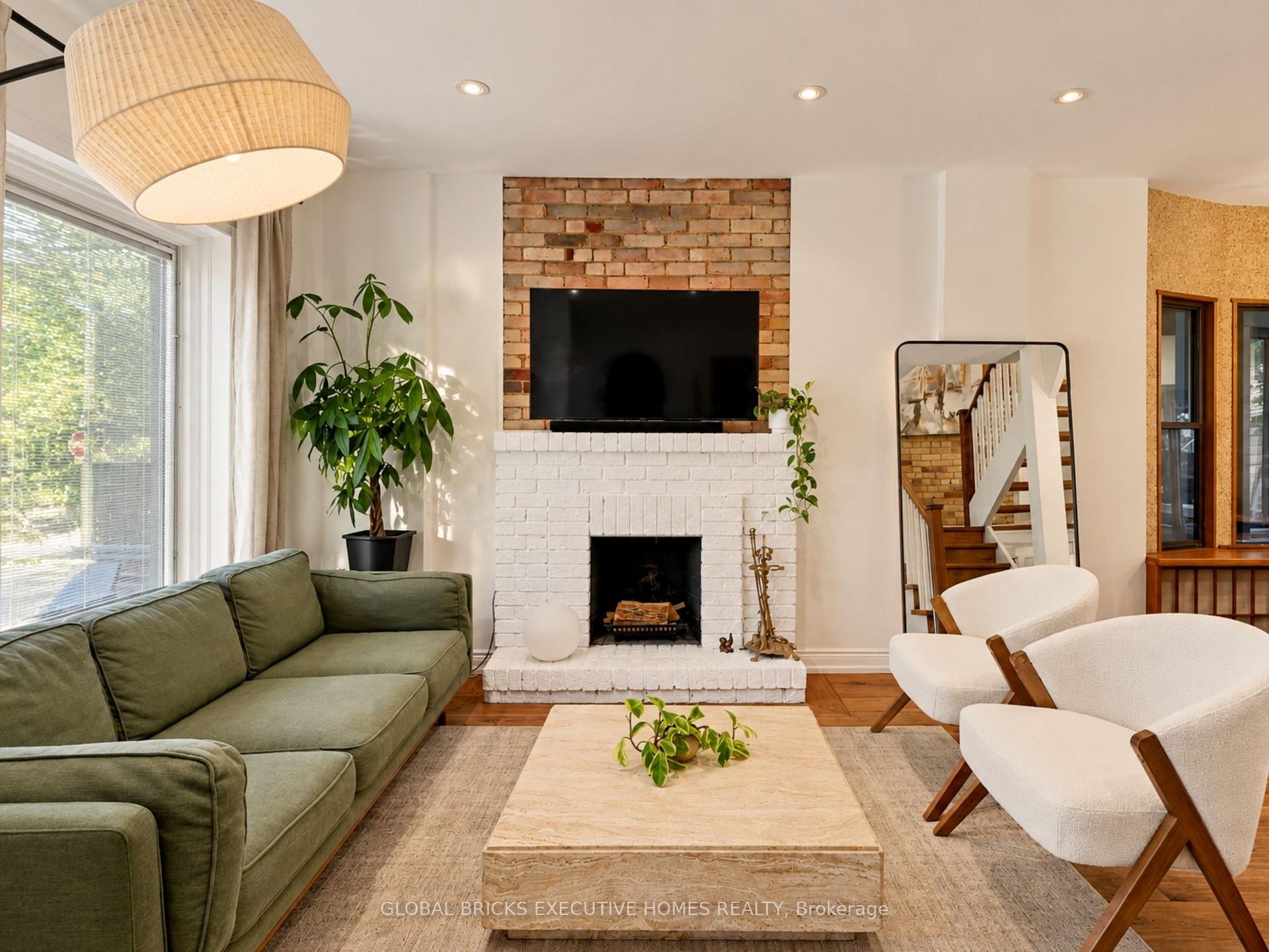 Photo 5 of 158 Fulton Avenue, Toronto, Playter Estates-Danforth — HOMEH
