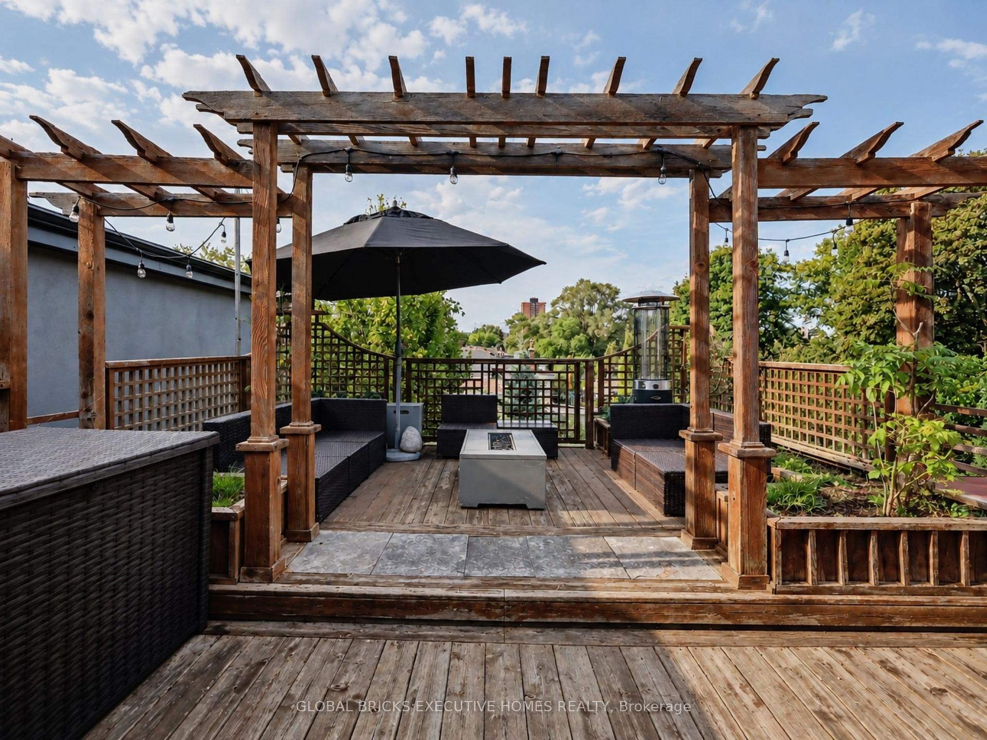 Photo 24 of 158 Fulton Avenue, Toronto, Playter Estates-Danforth — HOMEH