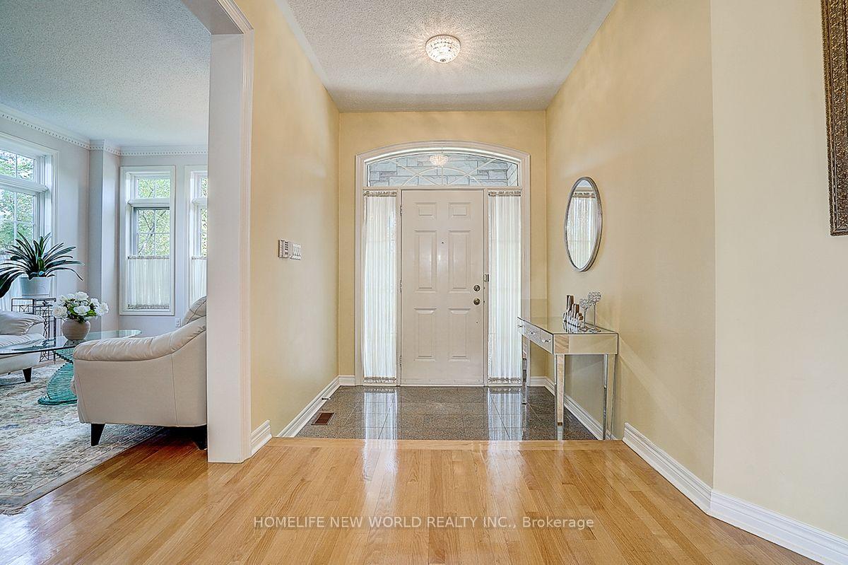 Photo 11 of 133 White Lotus Circle, Markham, Cachet — HOMEH