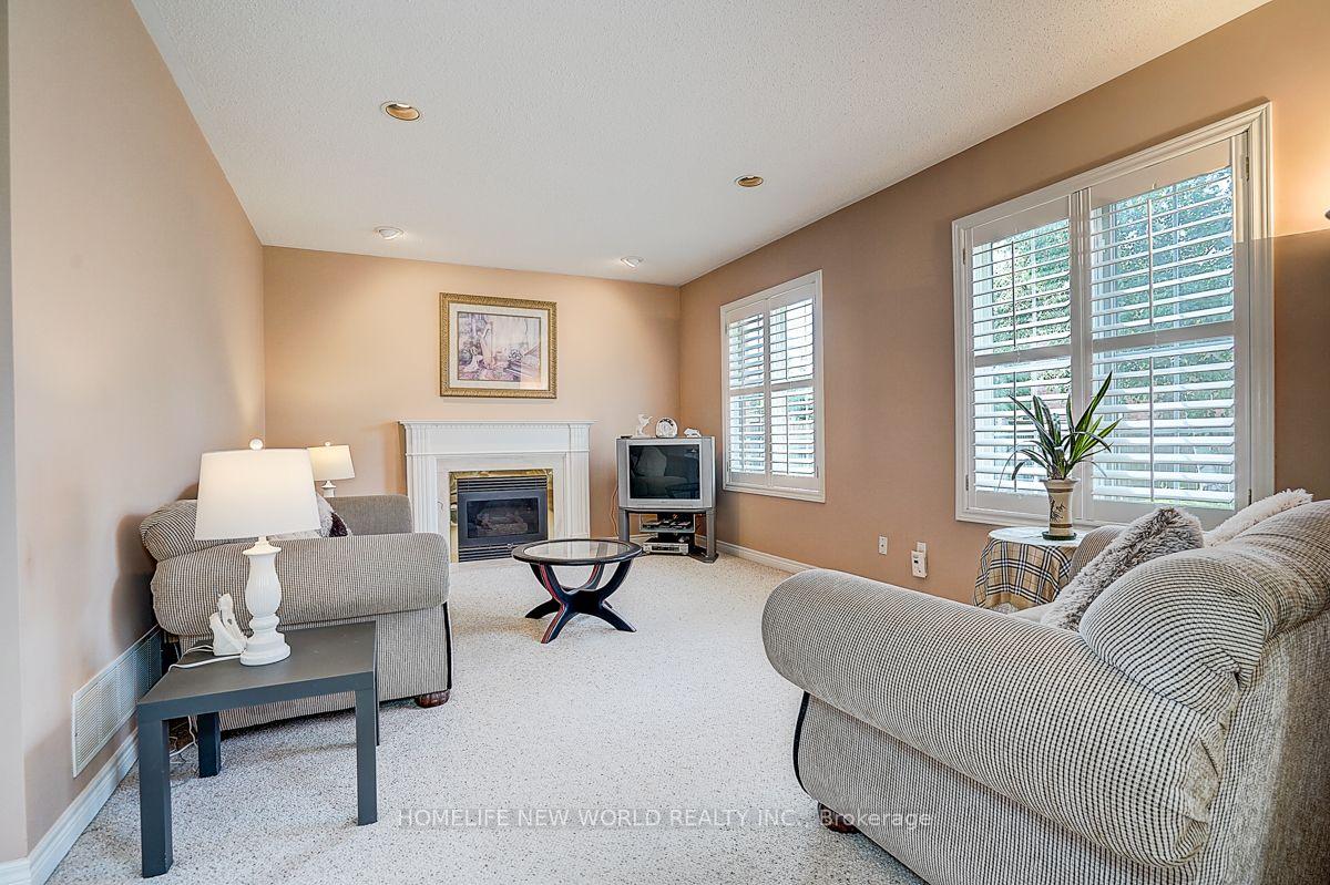 Photo 26 of 133 White Lotus Circle, Markham, Cachet — HOMEH