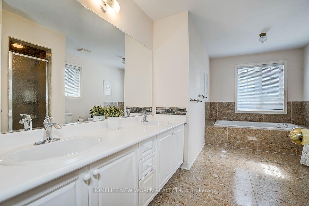 Photo 40 of 133 White Lotus Circle, Markham, Cachet — HOMEH