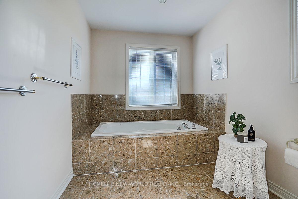 Photo 41 of 133 White Lotus Circle, Markham, Cachet — HOMEH