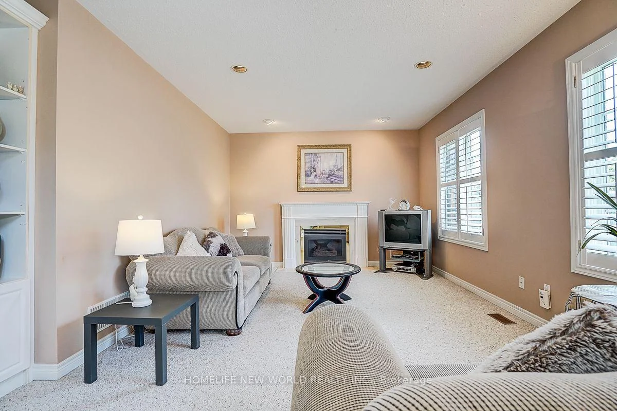 Photo 28 of 133 White Lotus Circle, Markham, Cachet — HOMEH