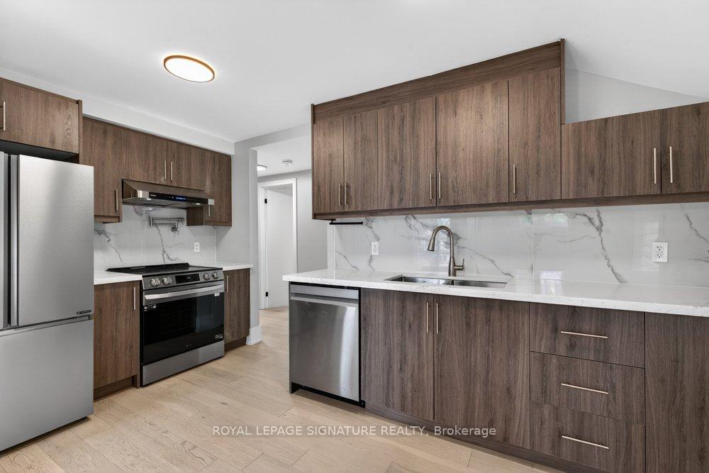 Photo 10 of Unit Upper, 115 Seventeenth Street, Etobicoke, New Toronto — HOMEH