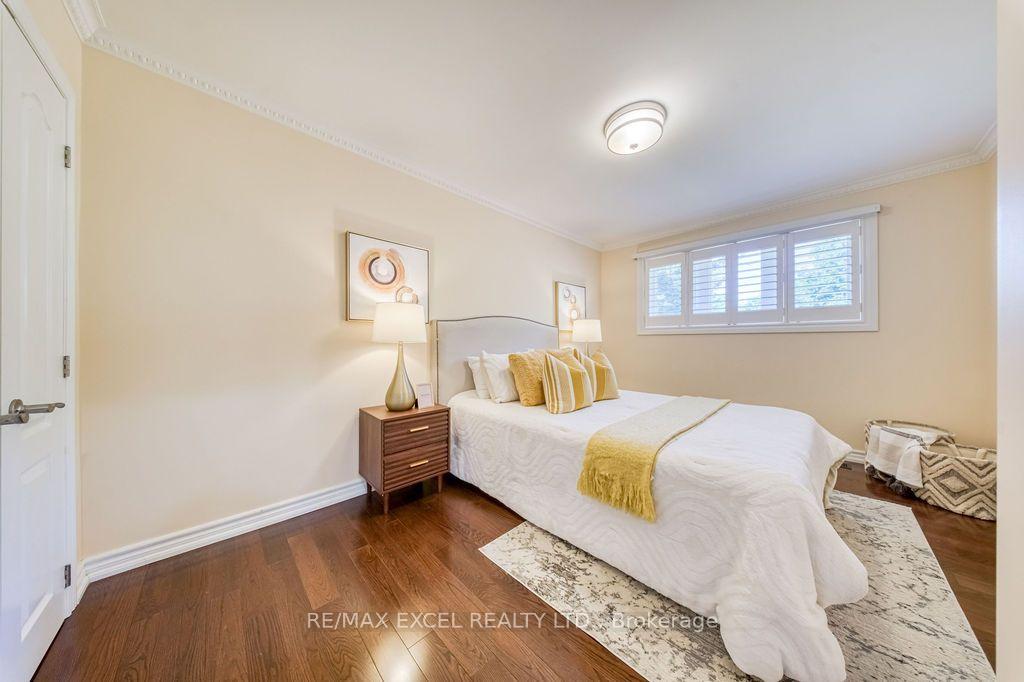 Photo 14 of 120 Drakefield Road, Markham, Bullock — HOMEH