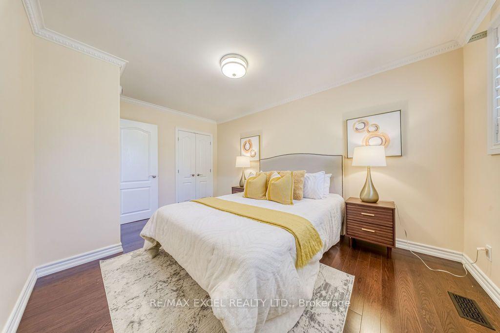 Photo 16 of 120 Drakefield Road, Markham, Bullock — HOMEH
