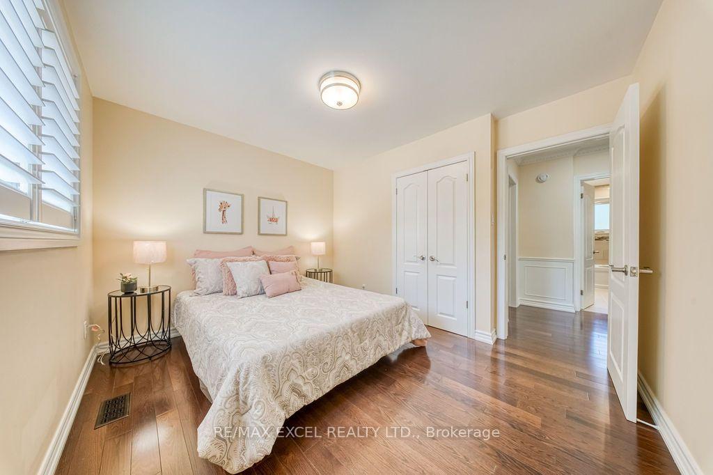 Photo 20 of 120 Drakefield Road, Markham, Bullock — HOMEH