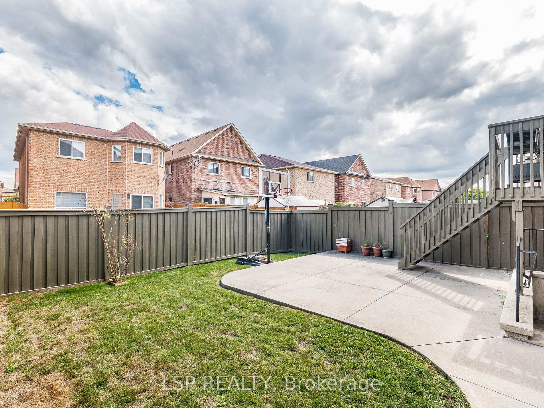 Photo 29 of 346 Panhellenic Drive, Mississauga, Meadowvale Village — HOMEH