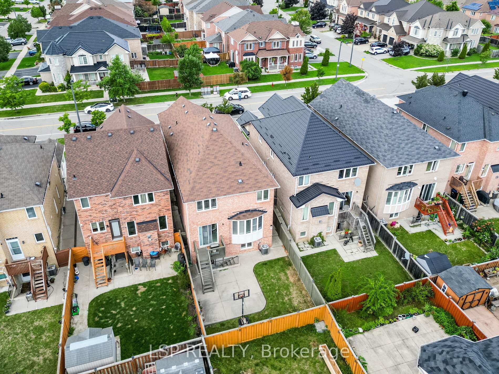 Photo 32 of 346 Panhellenic Drive, Mississauga, Meadowvale Village — HOMEH