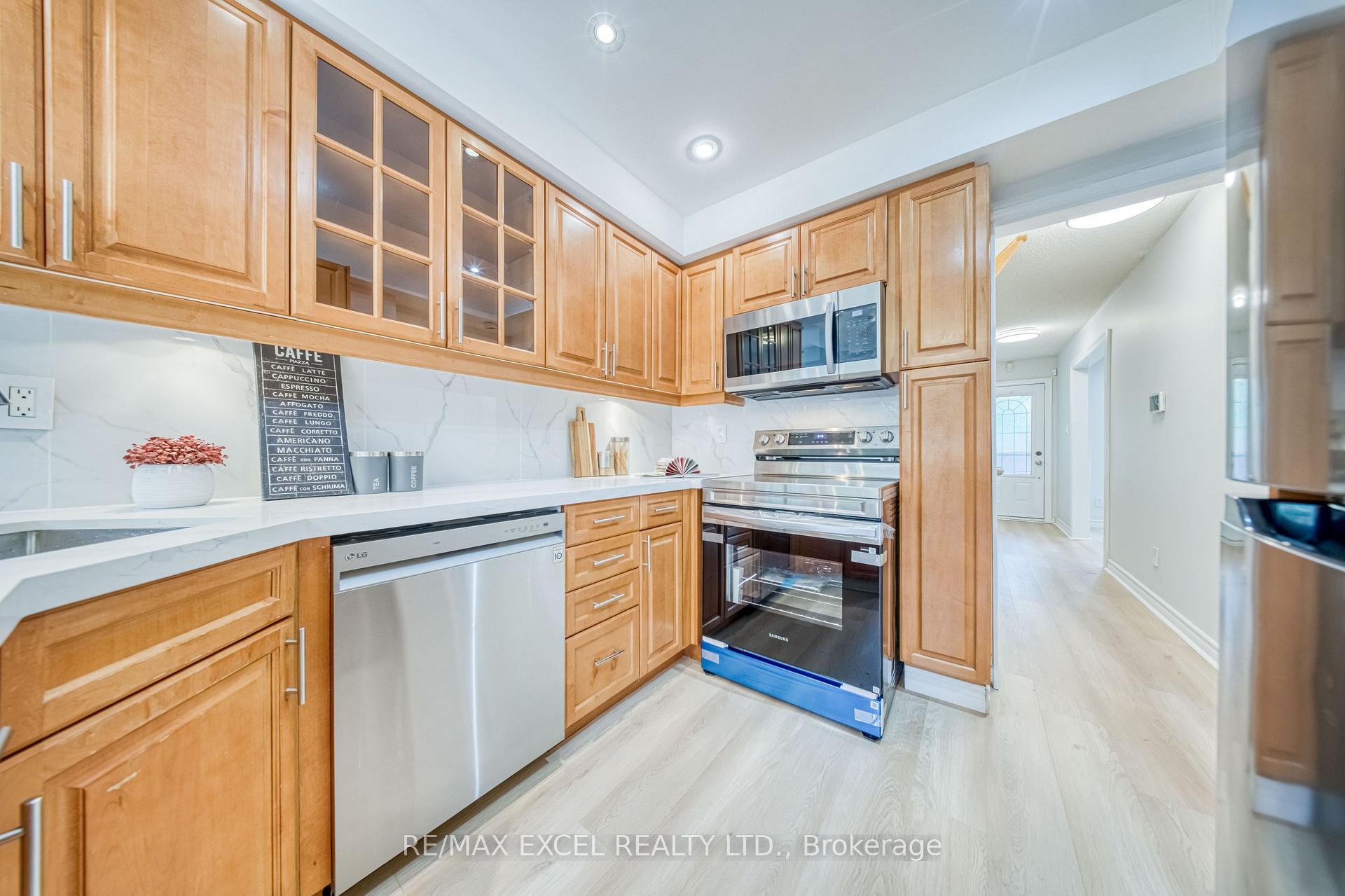 Photo 12 of 1019 Rouge Valley Drive, Pickering, Rougemount — HOMEH