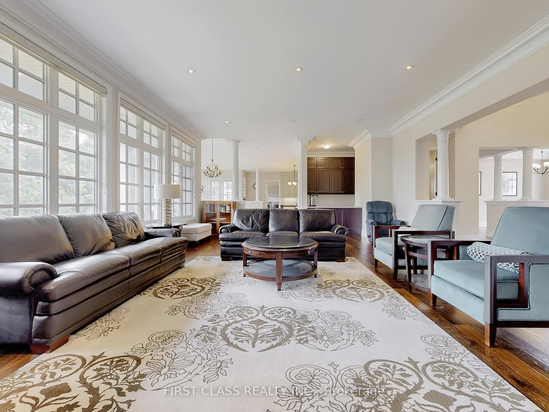 Photo 5 of 3 Royal County Down Crescent, Markham, Devil's Elbow — HOMEH