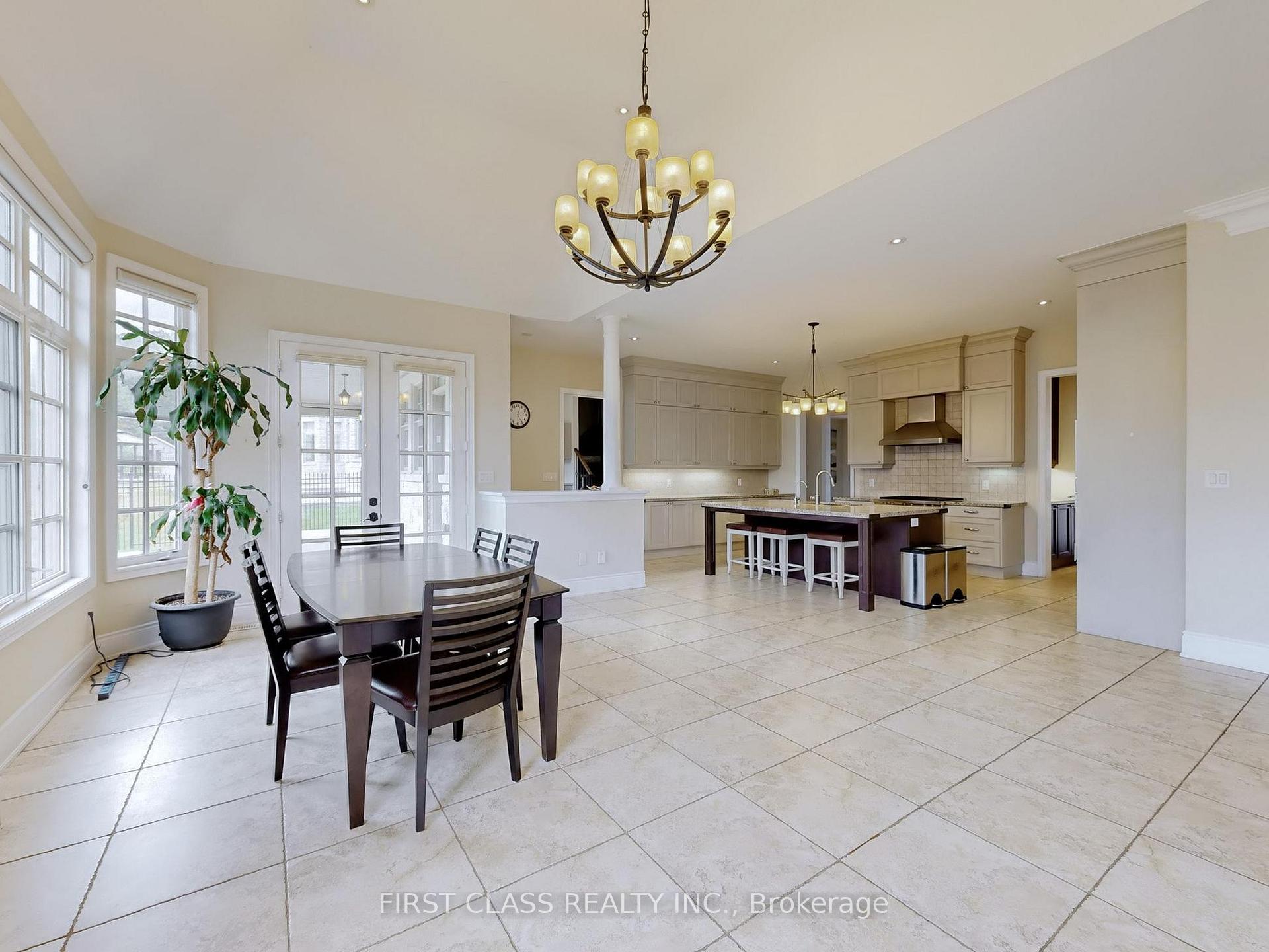 Photo 8 of 3 Royal County Down Crescent, Markham, Devil's Elbow — HOMEH
