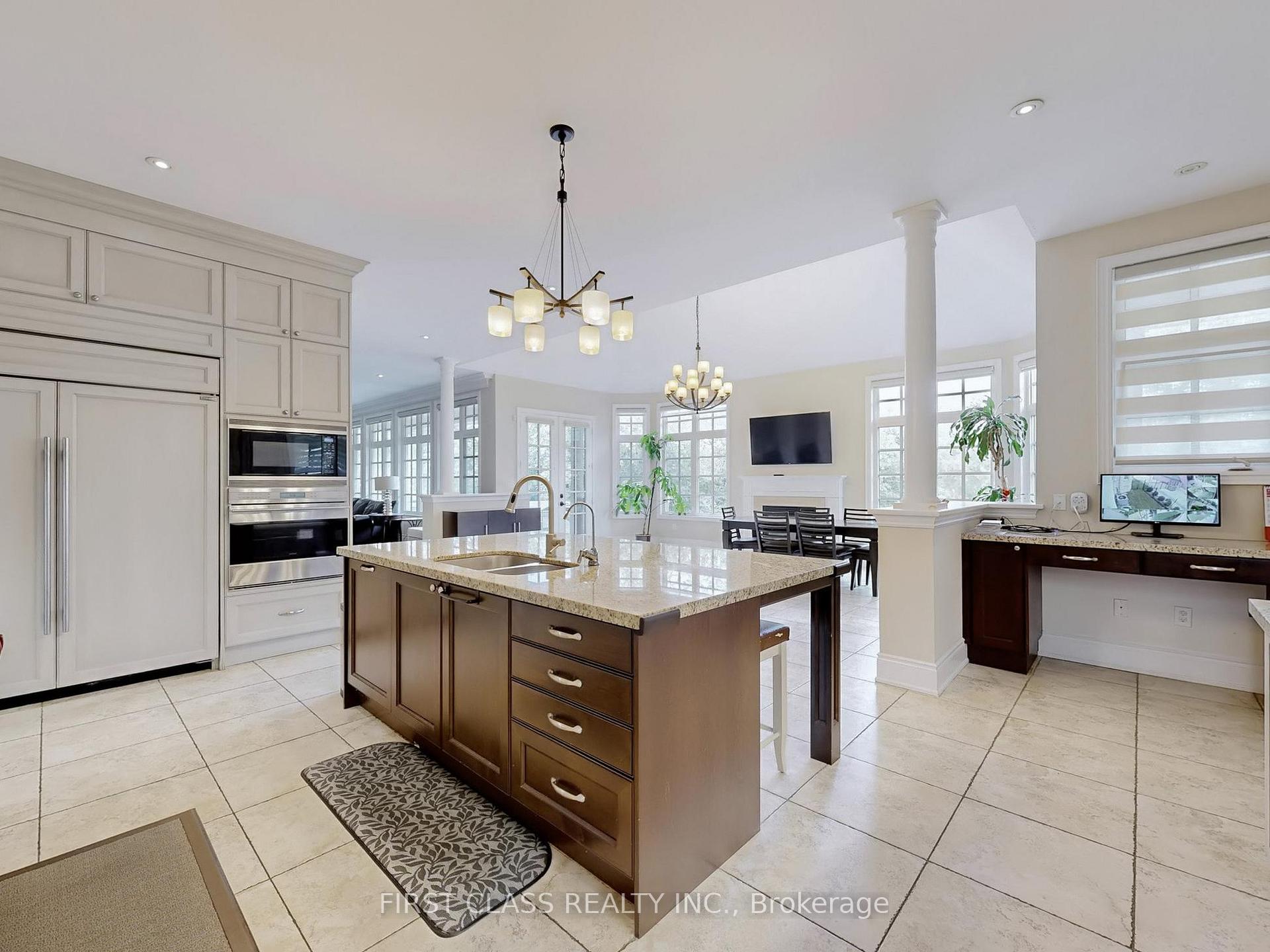 Photo 9 of 3 Royal County Down Crescent, Markham, Devil's Elbow — HOMEH