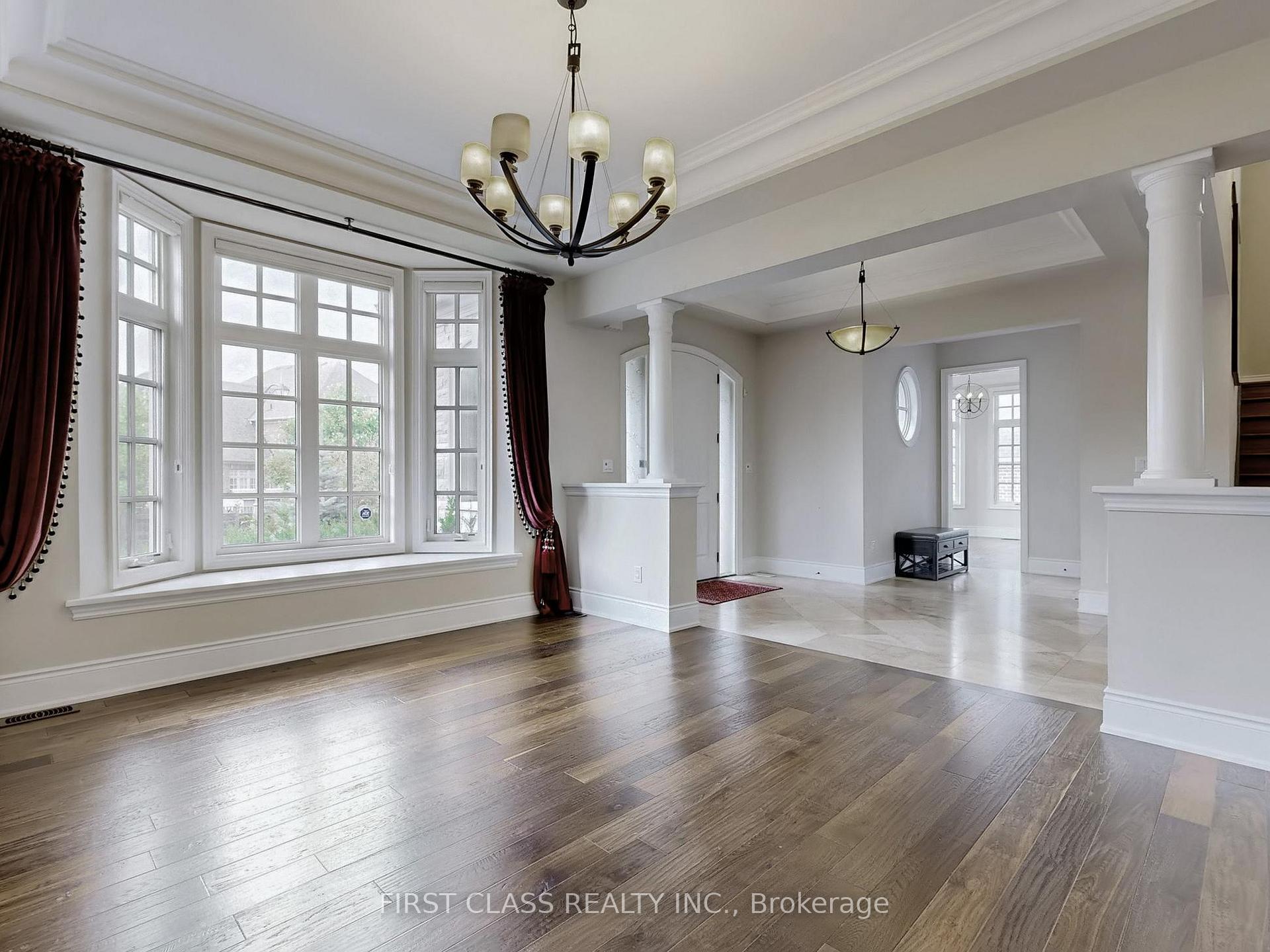 Photo 13 of 3 Royal County Down Crescent, Markham, Devil's Elbow — HOMEH