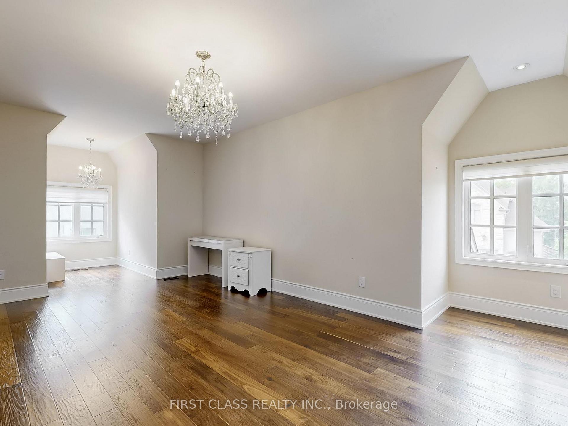 Photo 28 of 3 Royal County Down Crescent, Markham, Devil's Elbow — HOMEH